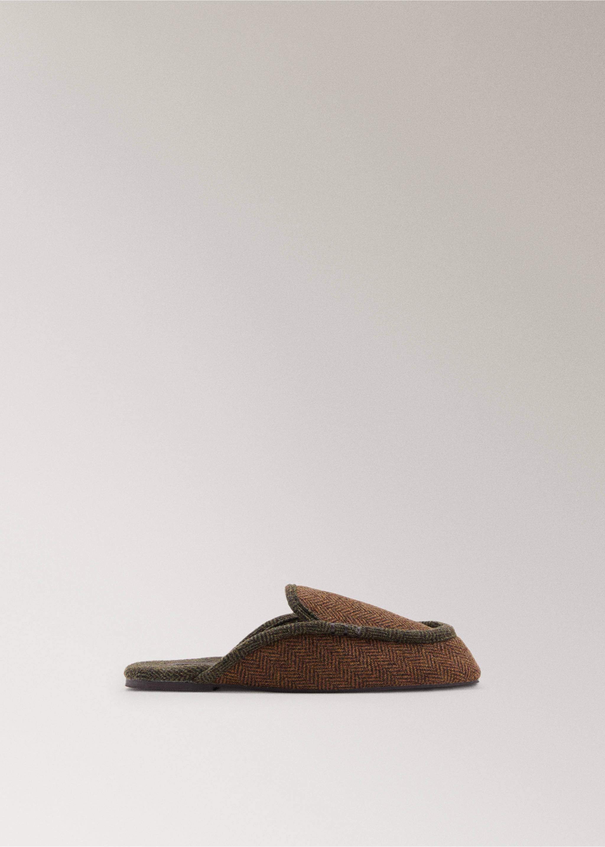 Herringbone fabric mule slippers - Article without model, Brown. Ref: 17004109-00.