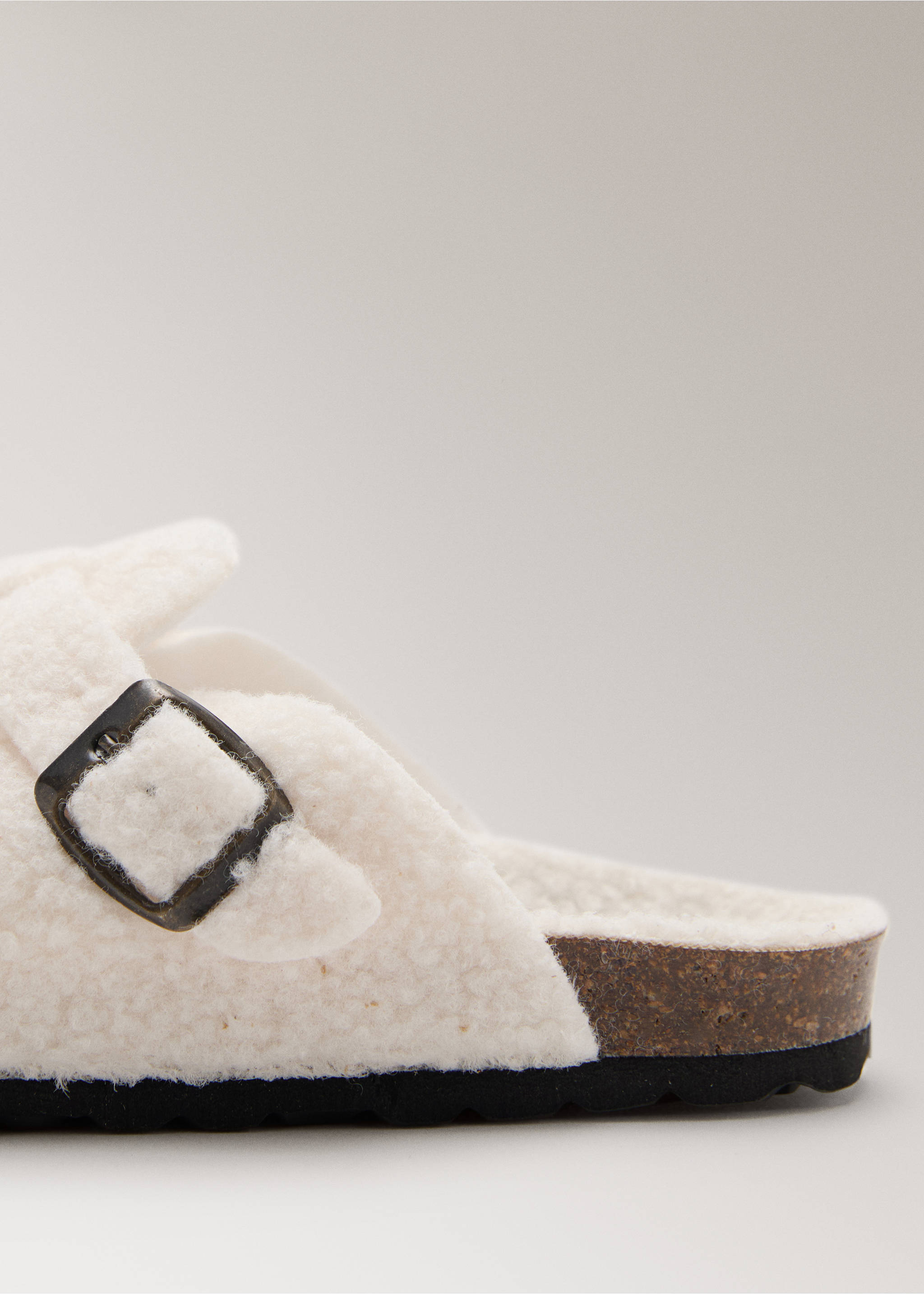 Faux-shearling clogs - Details of the article 1, Ivory White. Ref: 17004118-00.