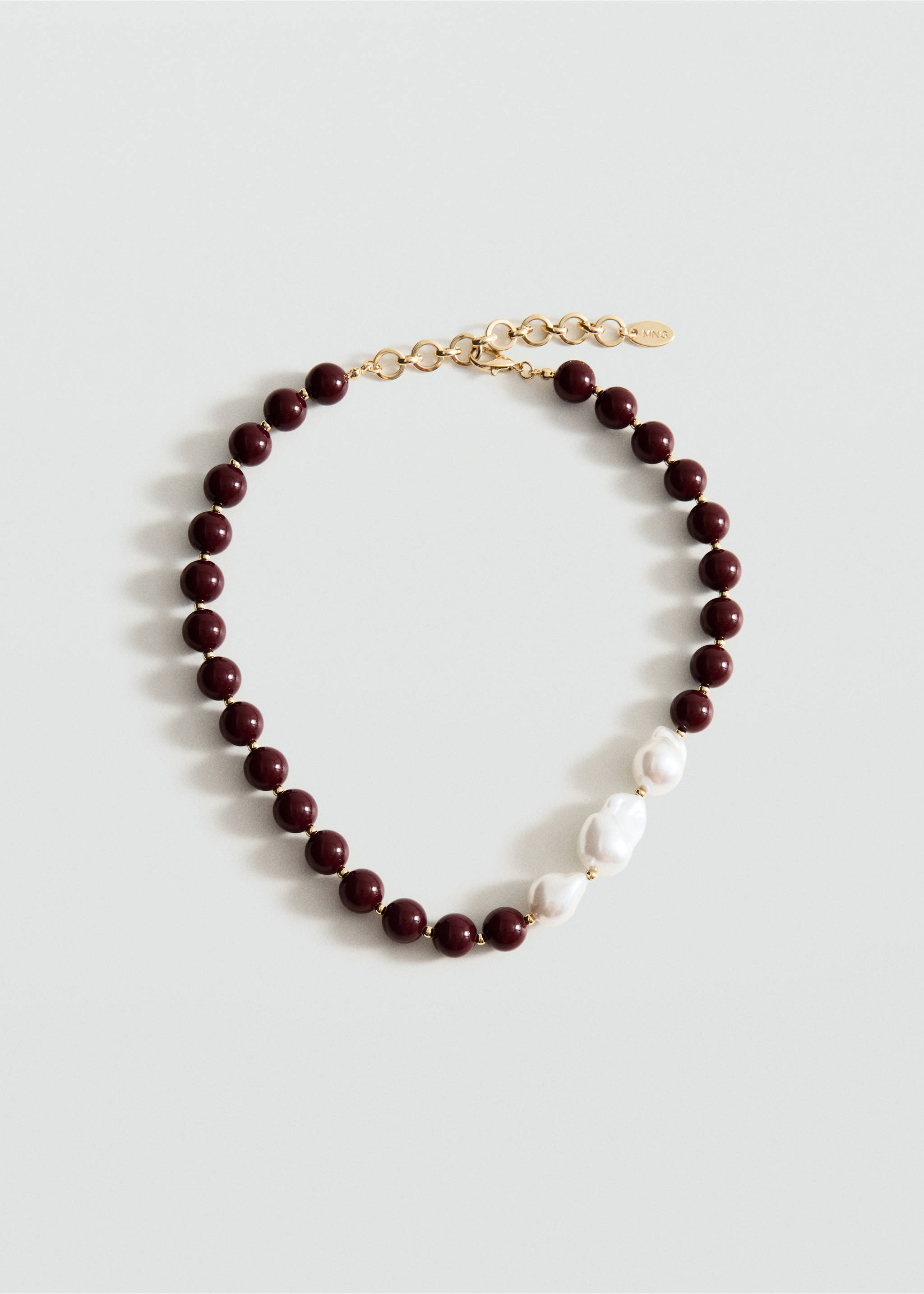 Combined ball necklace - Article without model, Maroon. Ref: 17004134-00.
