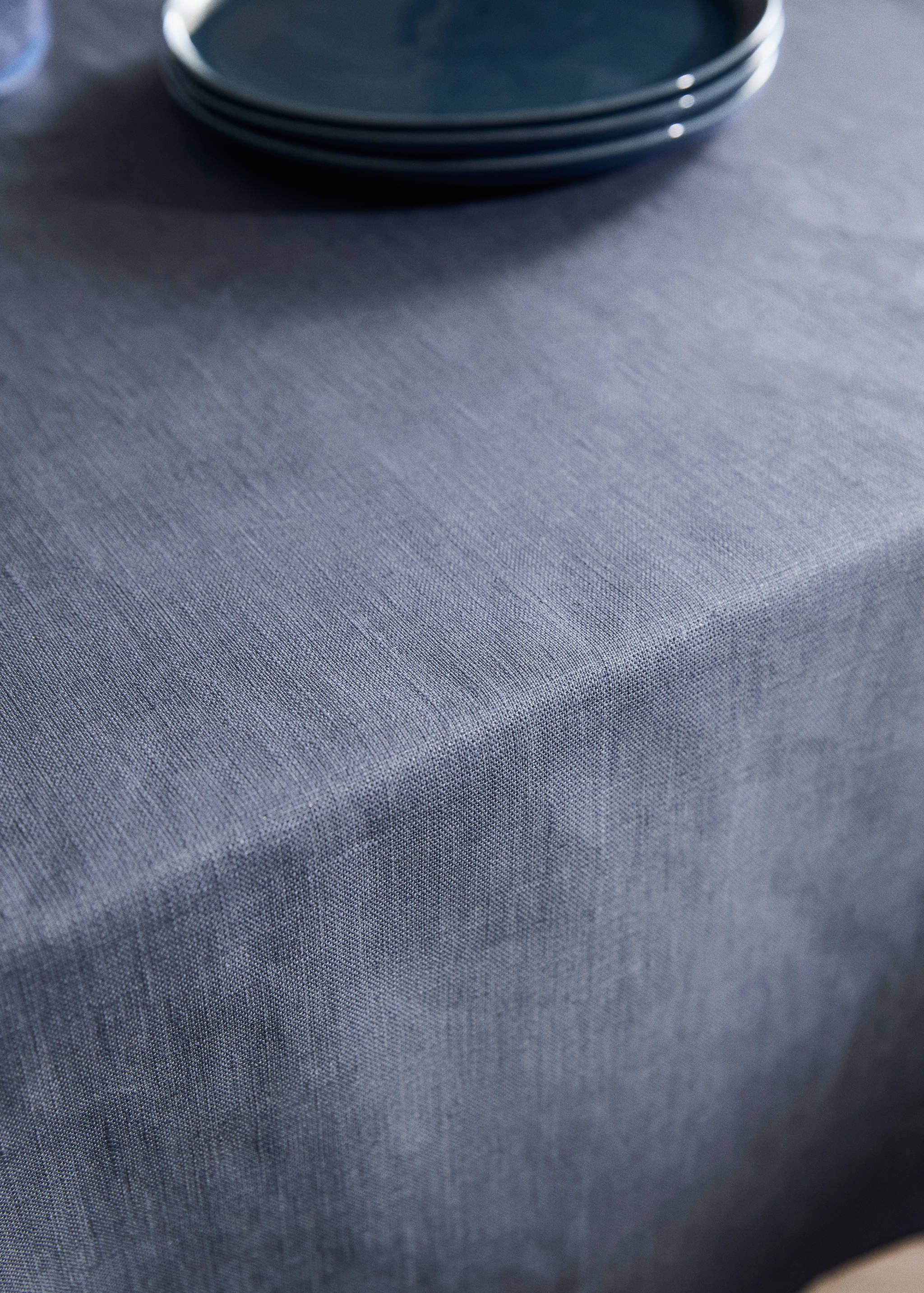 Nappe 100 %lin enduit overlock contraste pour 6 à 8 convives - Détail de l'article 7
