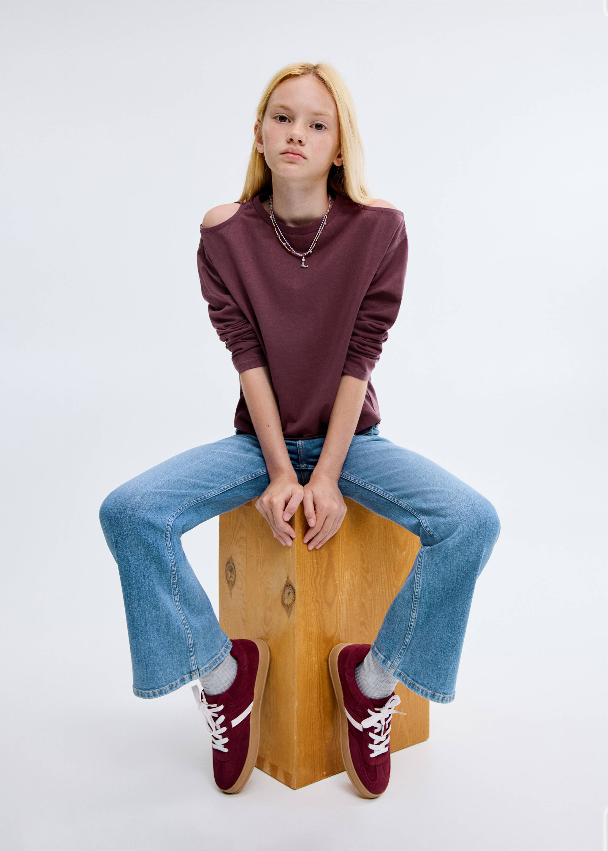 Cut-out t-shirt - General plane, Burgundy. Ref: 17004430-00.