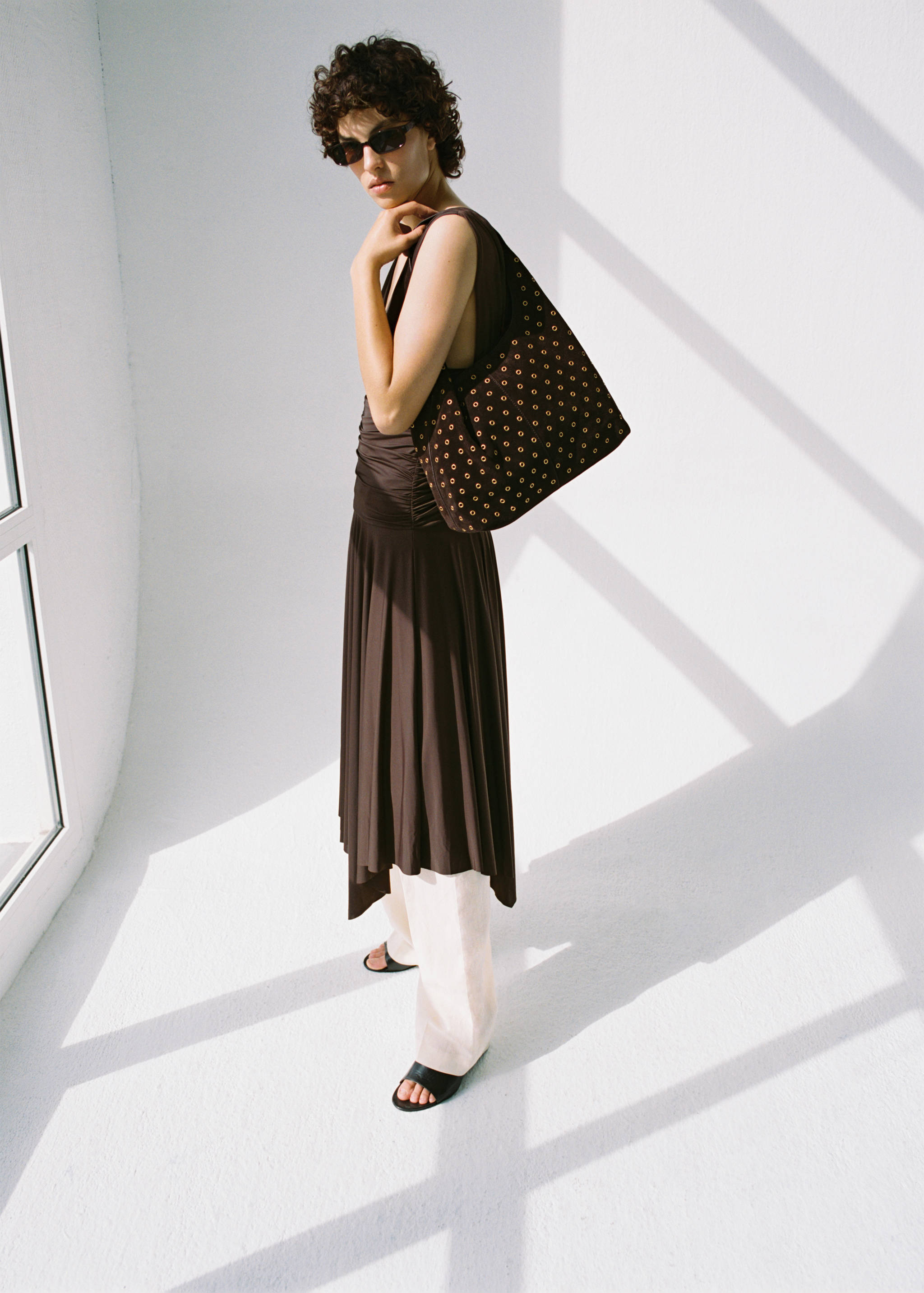 Suède shopper met eyelets - Overzichtstekening