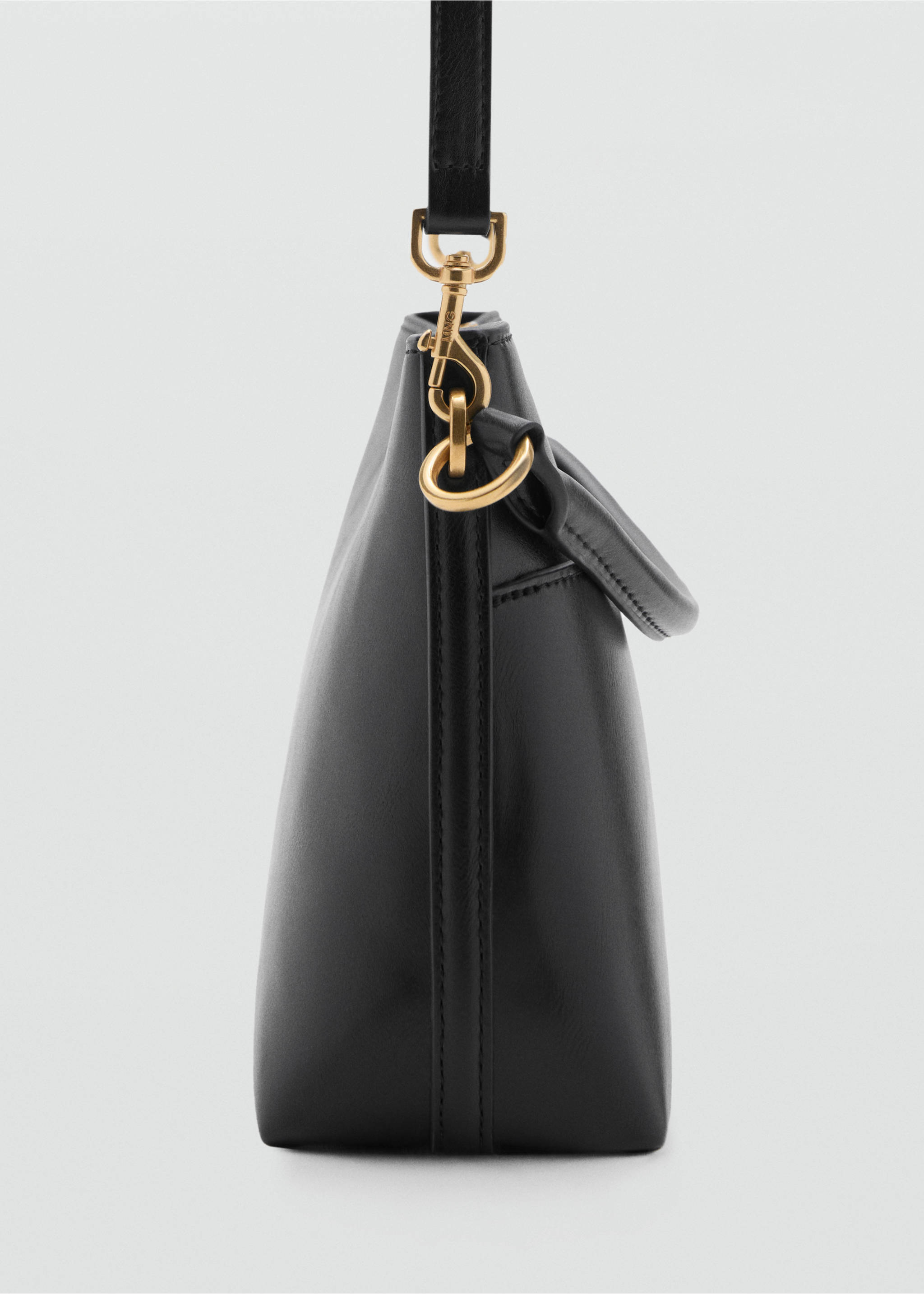 Bucket bag with metal detail - Details of the article 1, Black. Ref: 17004449-00.