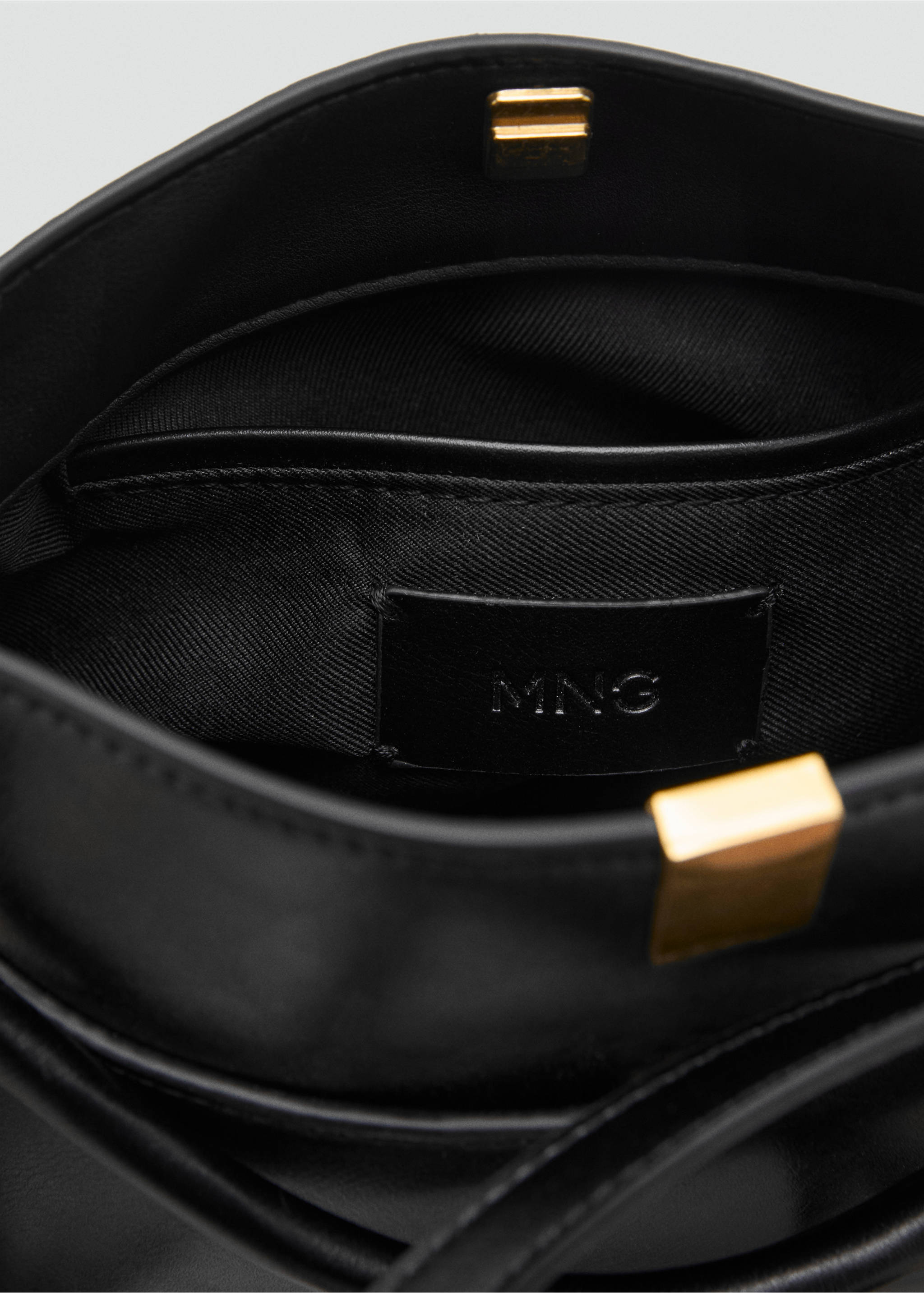 Bucket bag with metal detail - Details of the article 3, Black. Ref: 17004449-00.