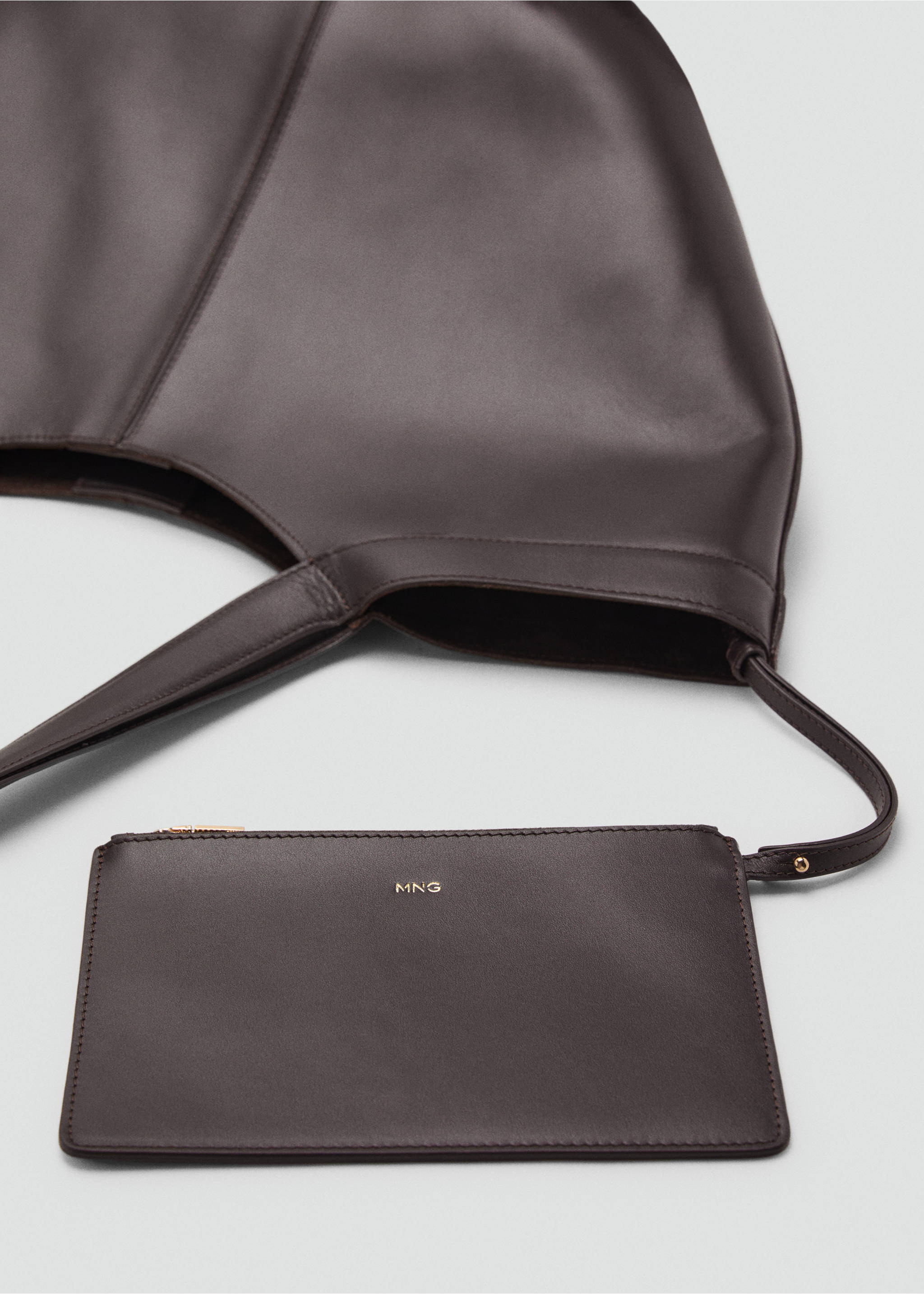 Bolso piel hombro grande - Detalle del artículo 1, Chocolate. Ref: 17004454-00.