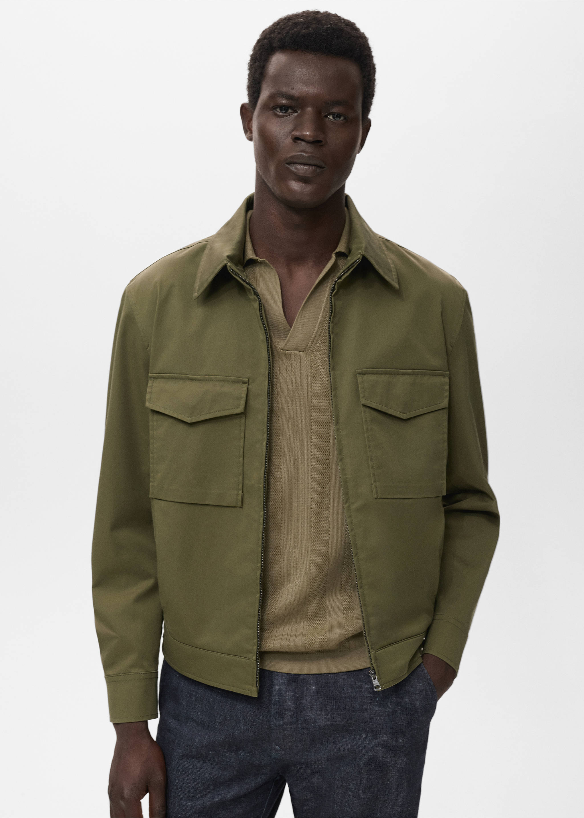 Cotton jacket with pockets - Medium plane, Olive Green. Ref: 17005142-00.