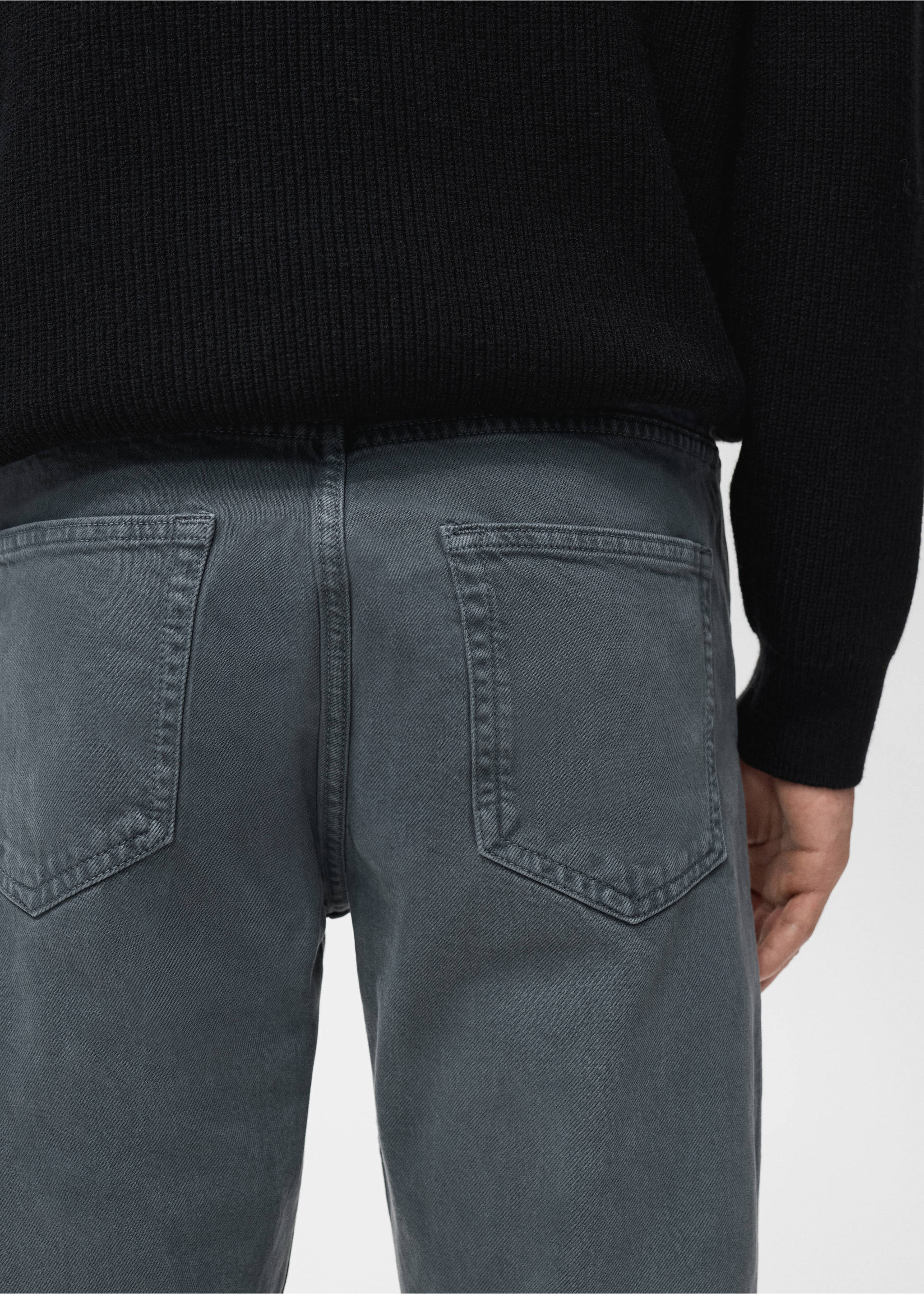 Jean Ben cropped tapered-fit - Détail de l'article 6, Gris foncé. Ref: 17005150-00.