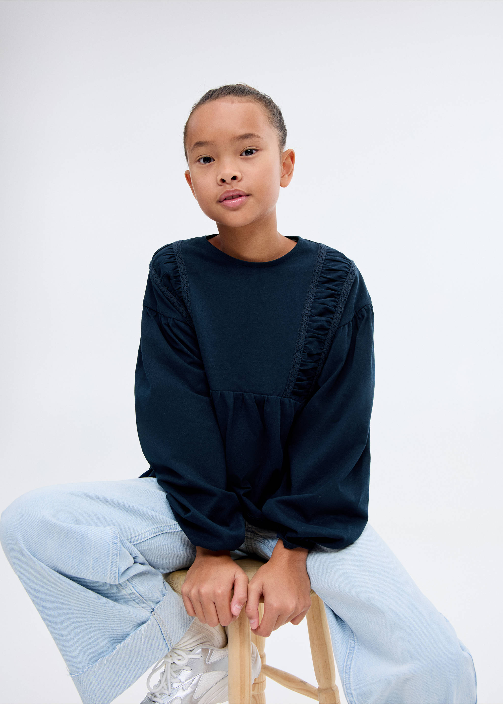 T-shirt with gathered details - Details of the article 1, Navy. Ref: 17005167-00.