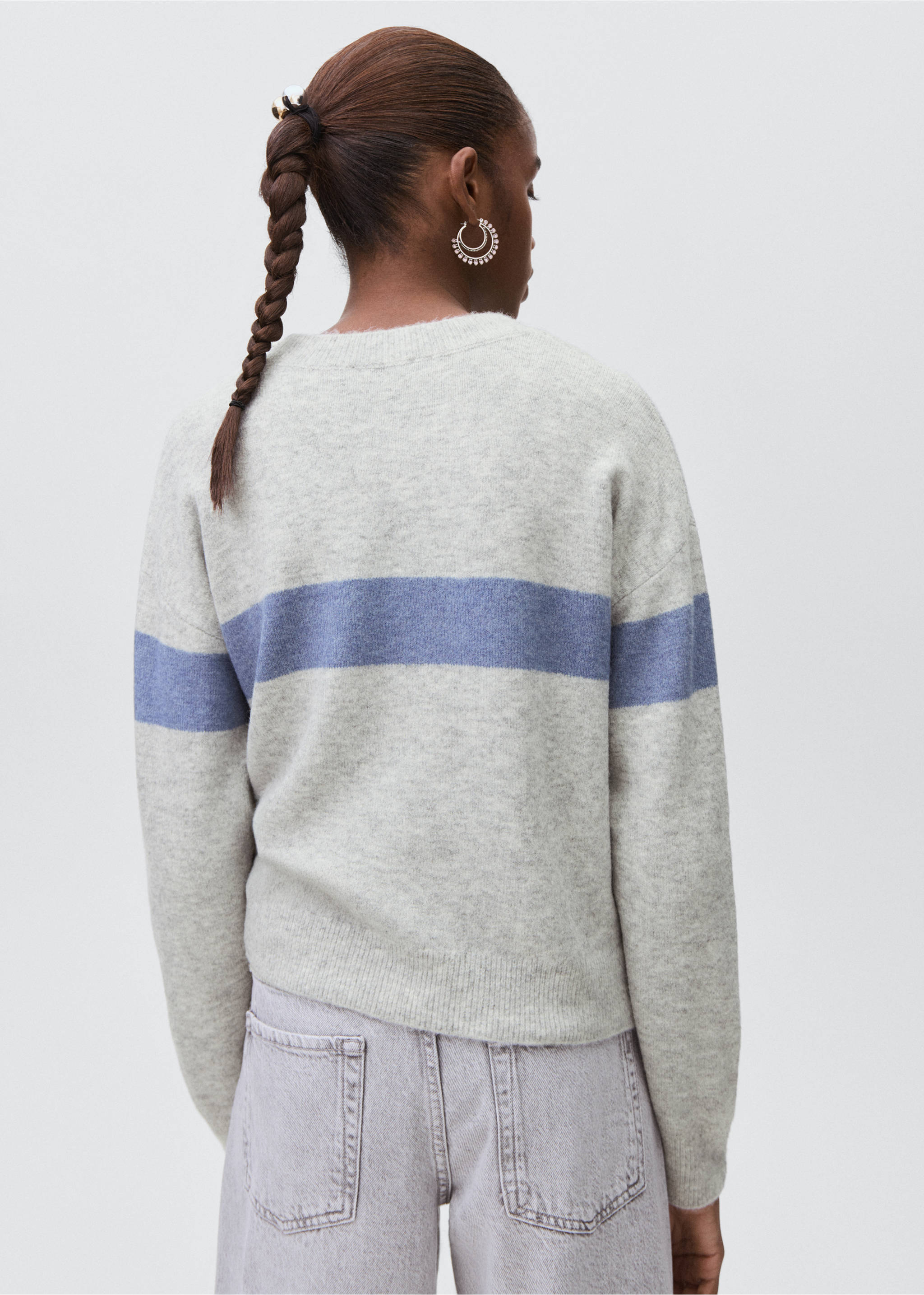 Knit embroidered sweater - Reverse of the article, Medium Heather Grey. Ref: 17005799-00.