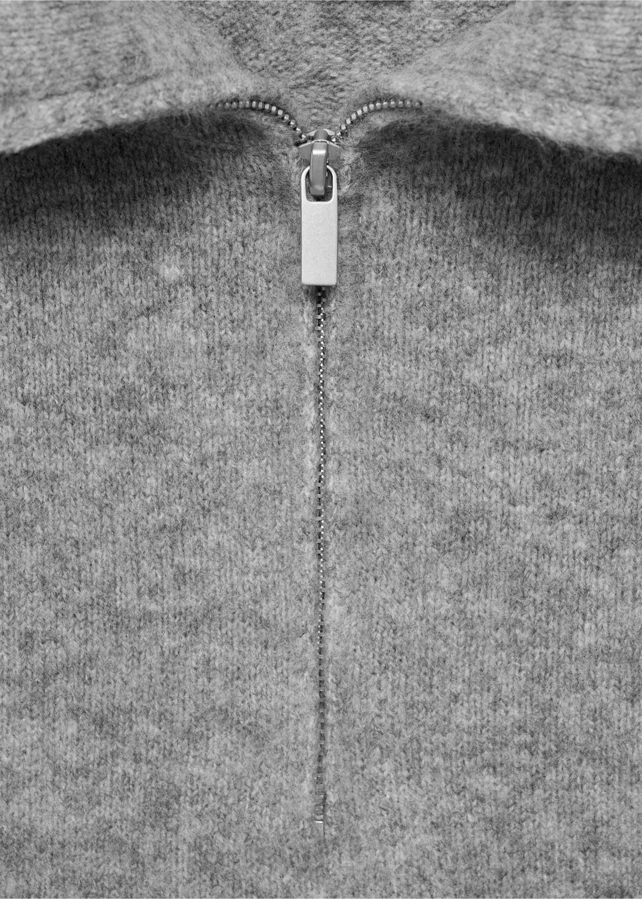 Gilet maille col montant - Détail de l'article 8, Gris chiné moyen. Ref: 17005802-00.