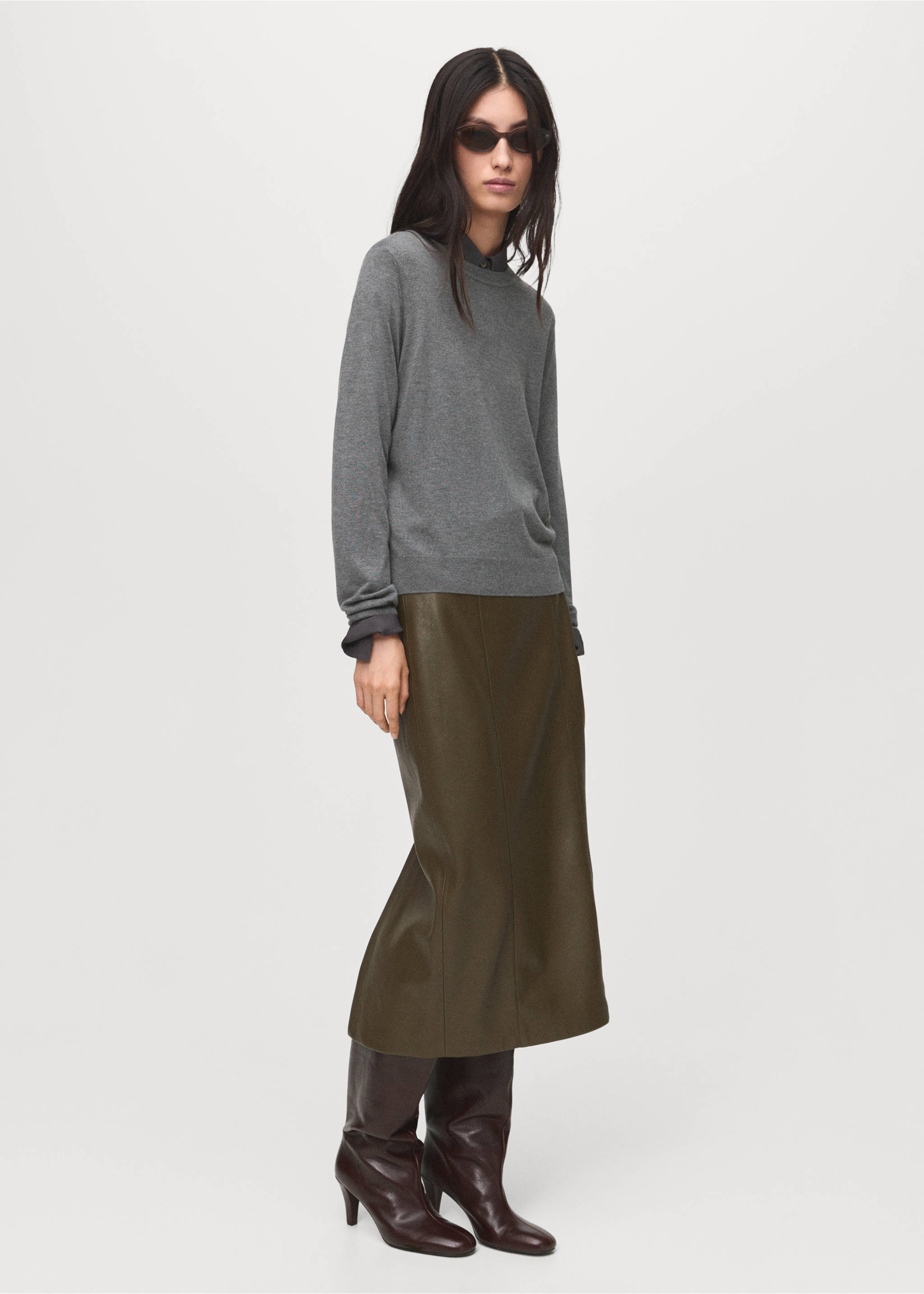 Fine-knit crew-neck sweater - General plane, Medium Heather Grey. Ref: 17005817-00.