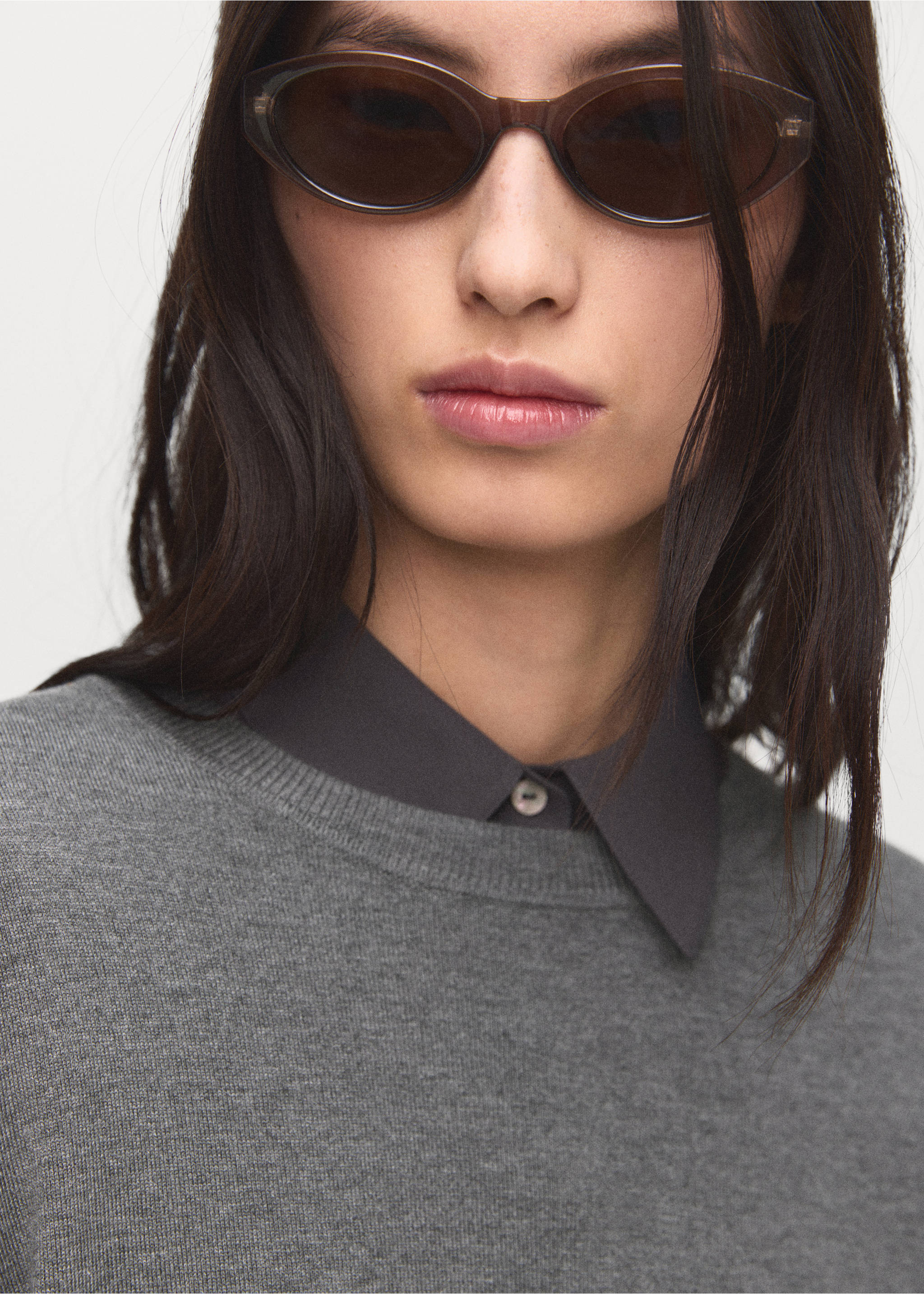 Fine-knit crew-neck sweater - Details of the article 1, Medium Heather Grey. Ref: 17005817-00.