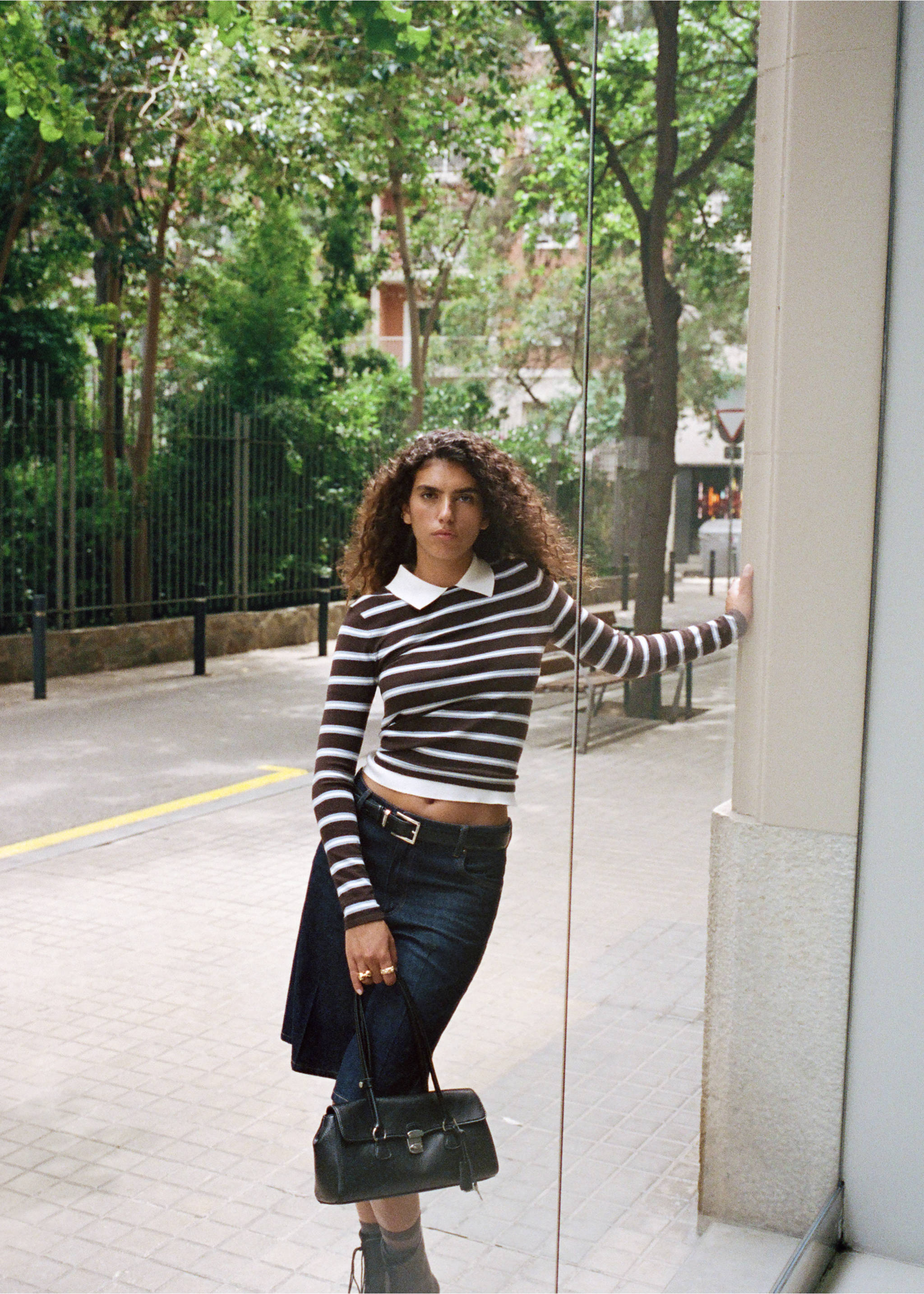 Fine knit striped jersey - Details of the article 7, Chocolate. Ref: 17005820-00.