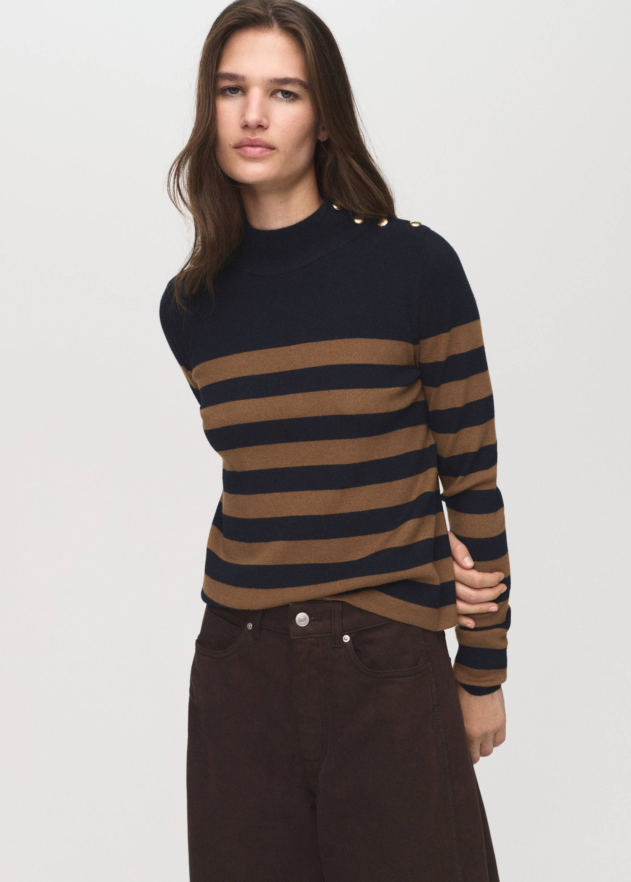 Perkins-neck sweater with button - Medium plane
