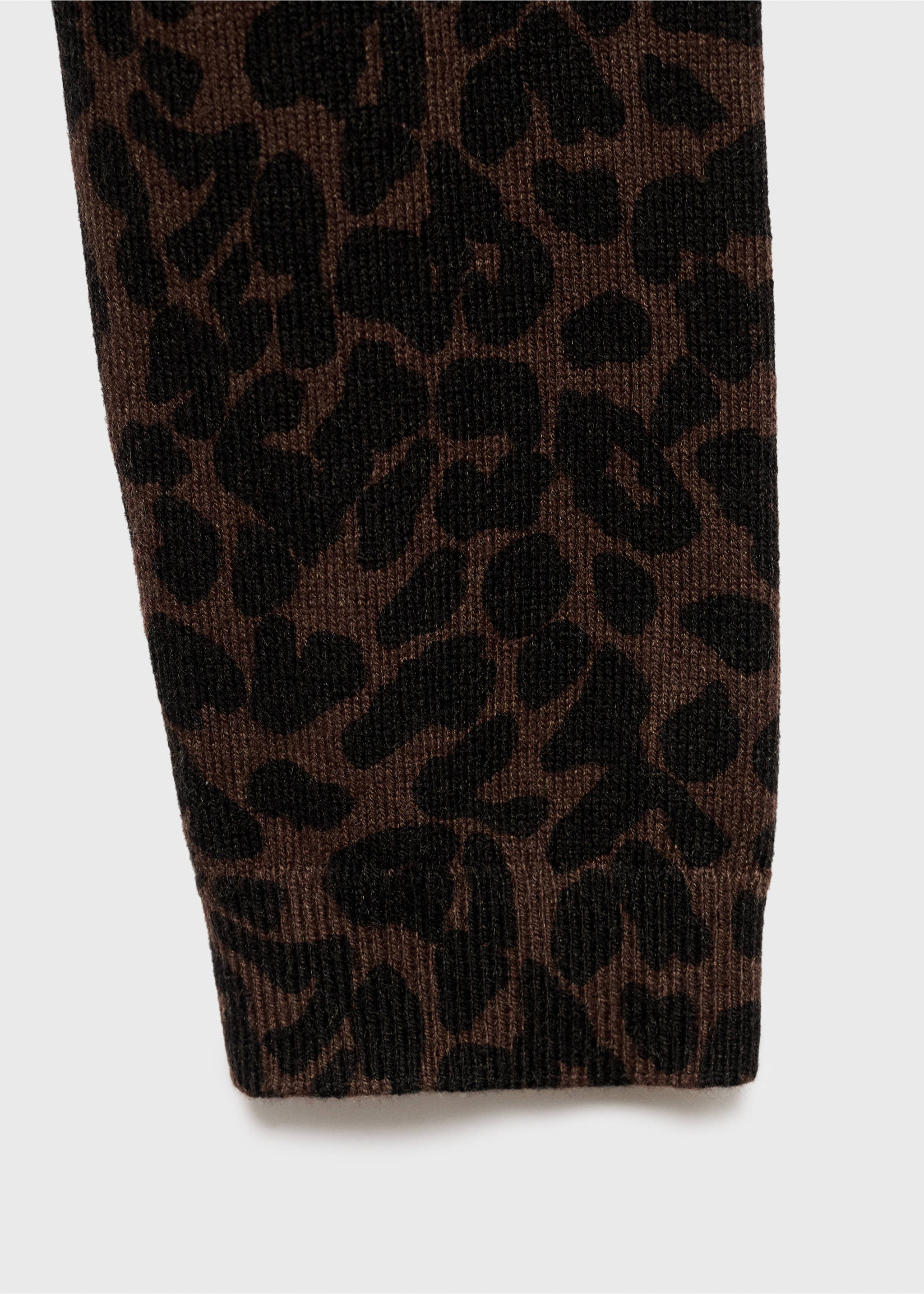 Ribbed leopard-print sweater - Details of the article 0, Chocolate. Ref: 17005832-00.