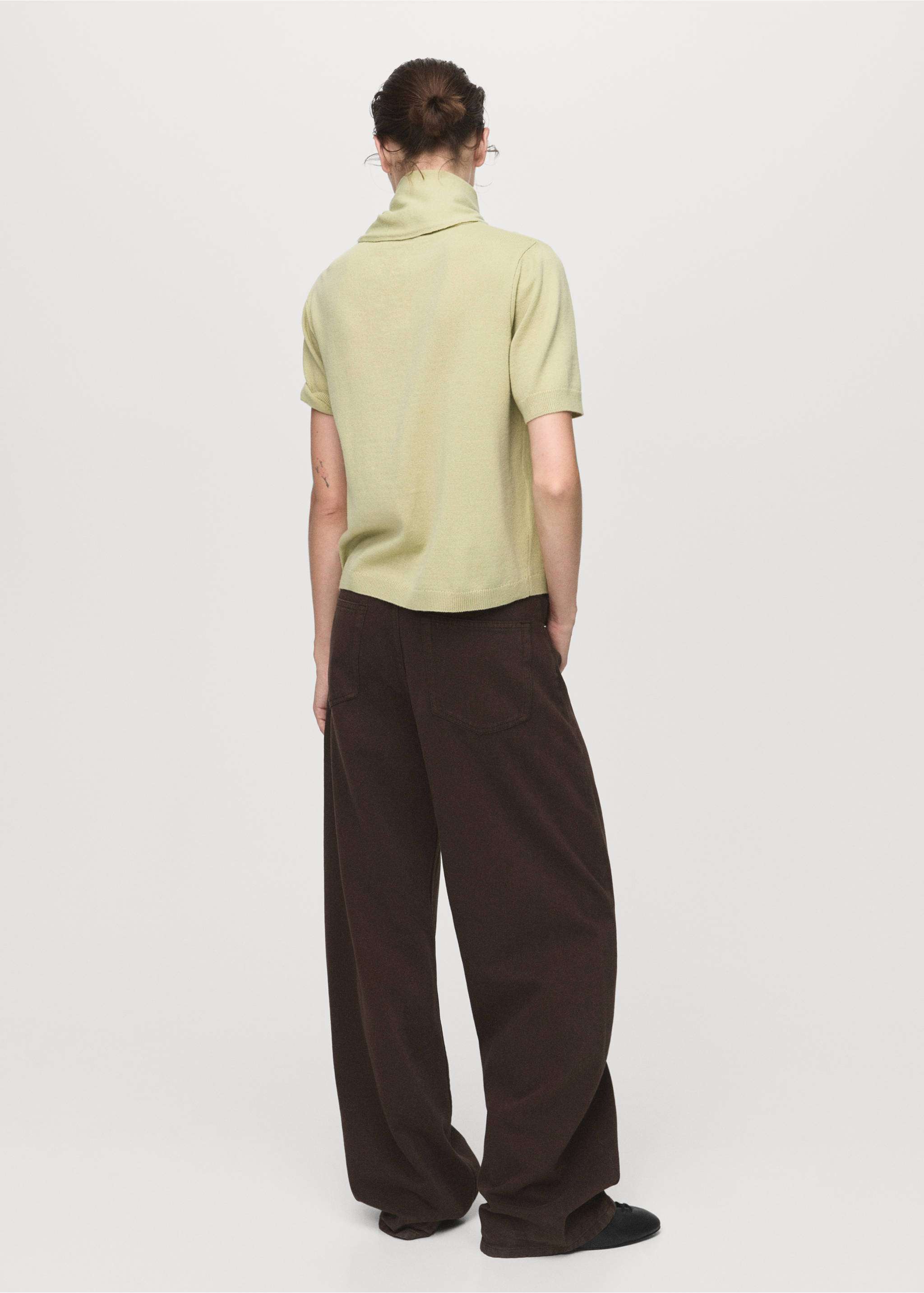 Short-sleeved sweater with scarf - Reverse of the article, Pastel Green. Ref: 17005836-00.