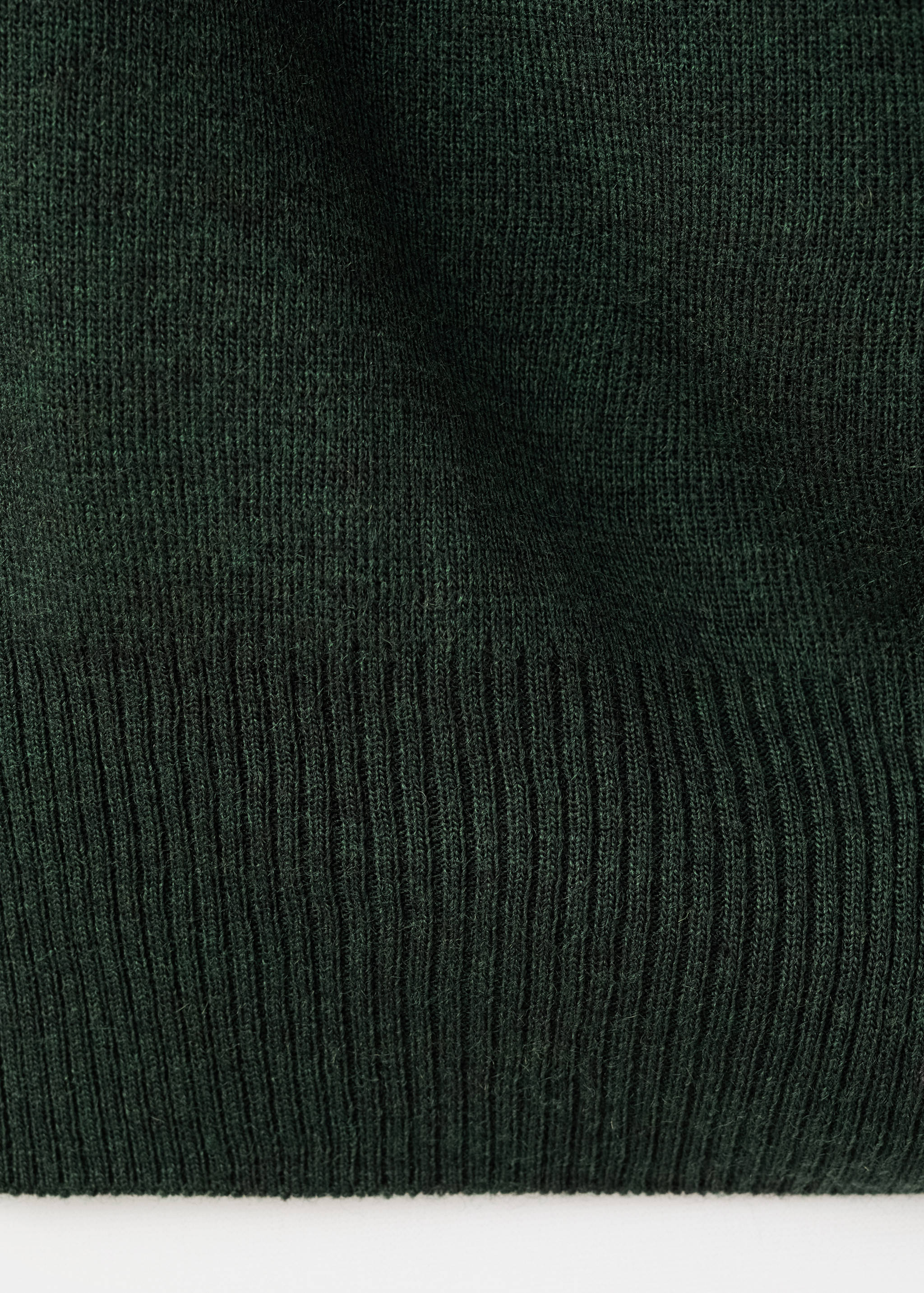 Short-sleeved top with draped neckline - Details of the article 0