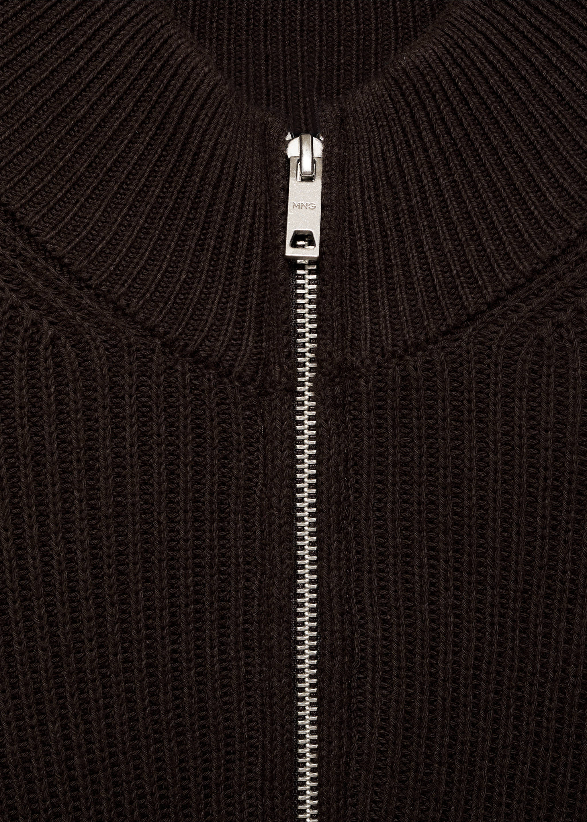 Jersey 100% algodón cuello perkins - Detalle del artículo 8, Chocolate. Ref: 17005977-00.