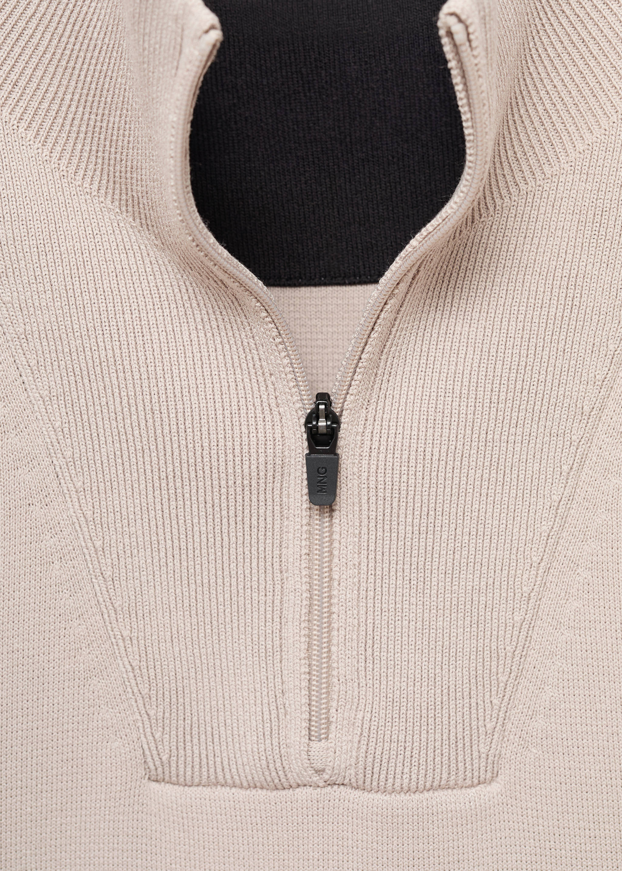 Breathable zip-neck sweater - Details of the article 8