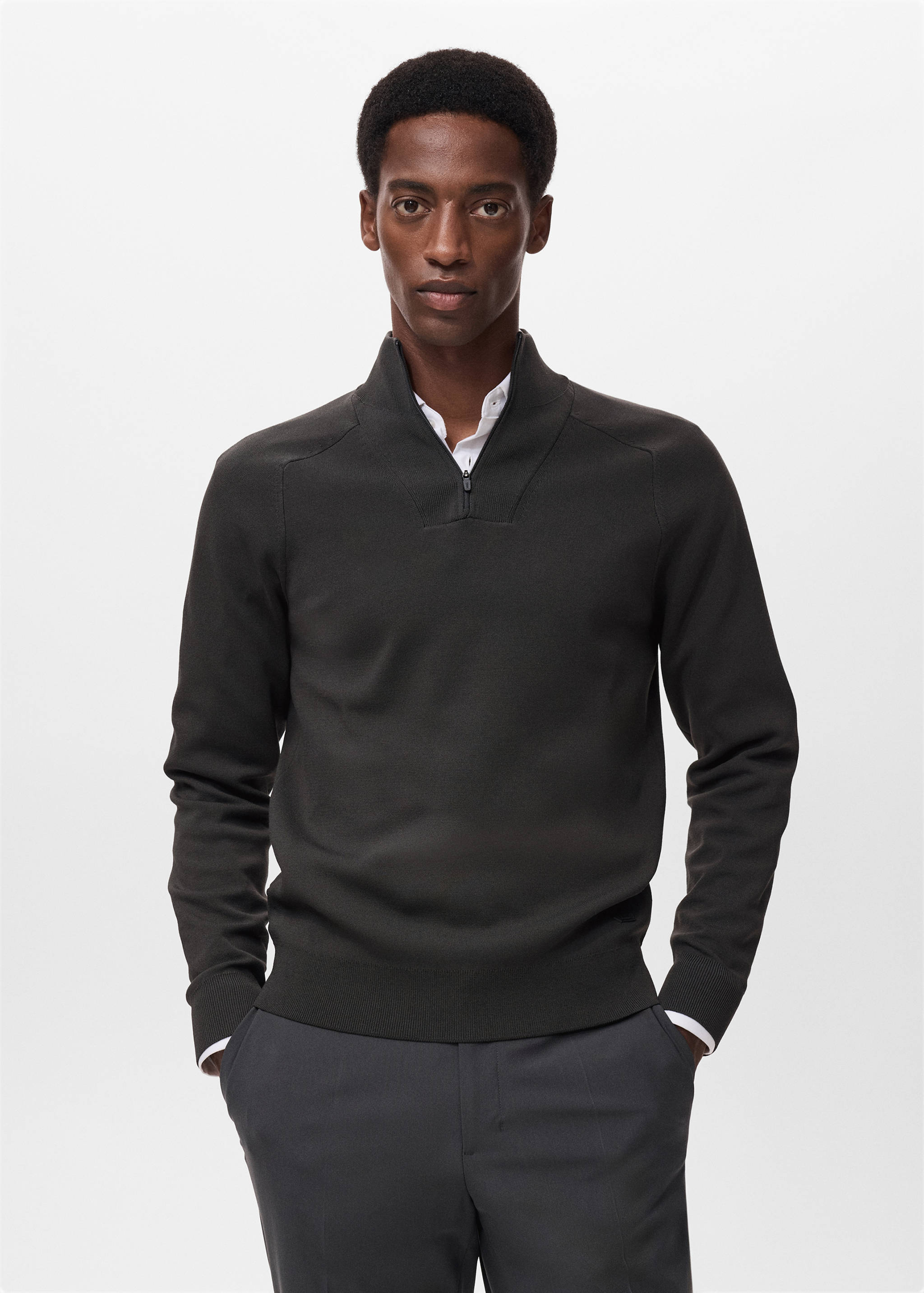 Breathable zip-neck sweater - Medium plane