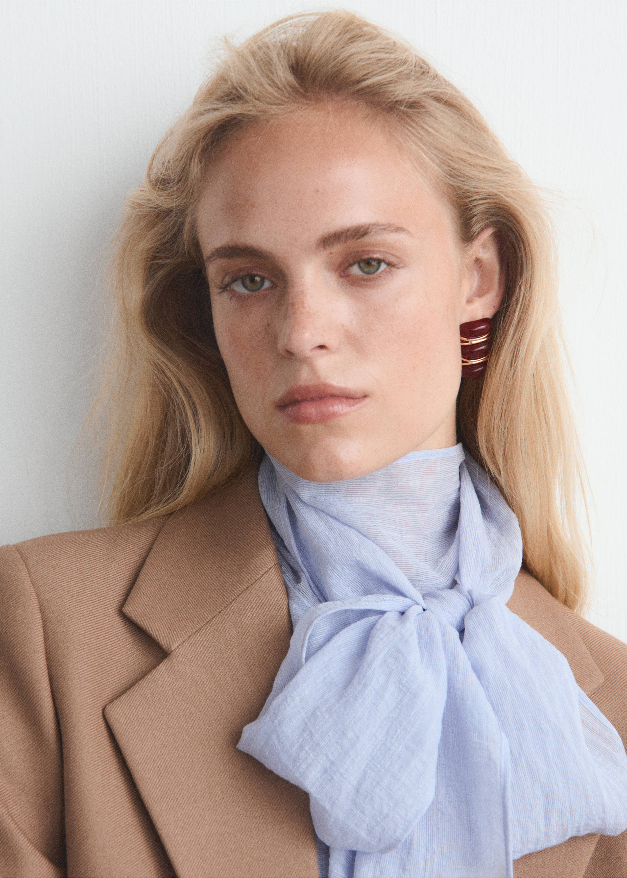 Embossed spiral earrings - General plane, Maroon. Ref: 17006009-00.