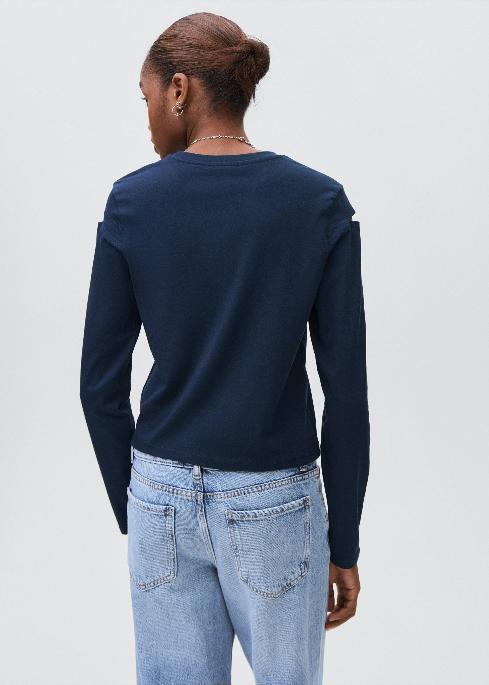 Cotton t-shirt with cut-out - Reverse of the article, Navy. Ref: 17006349-00.
