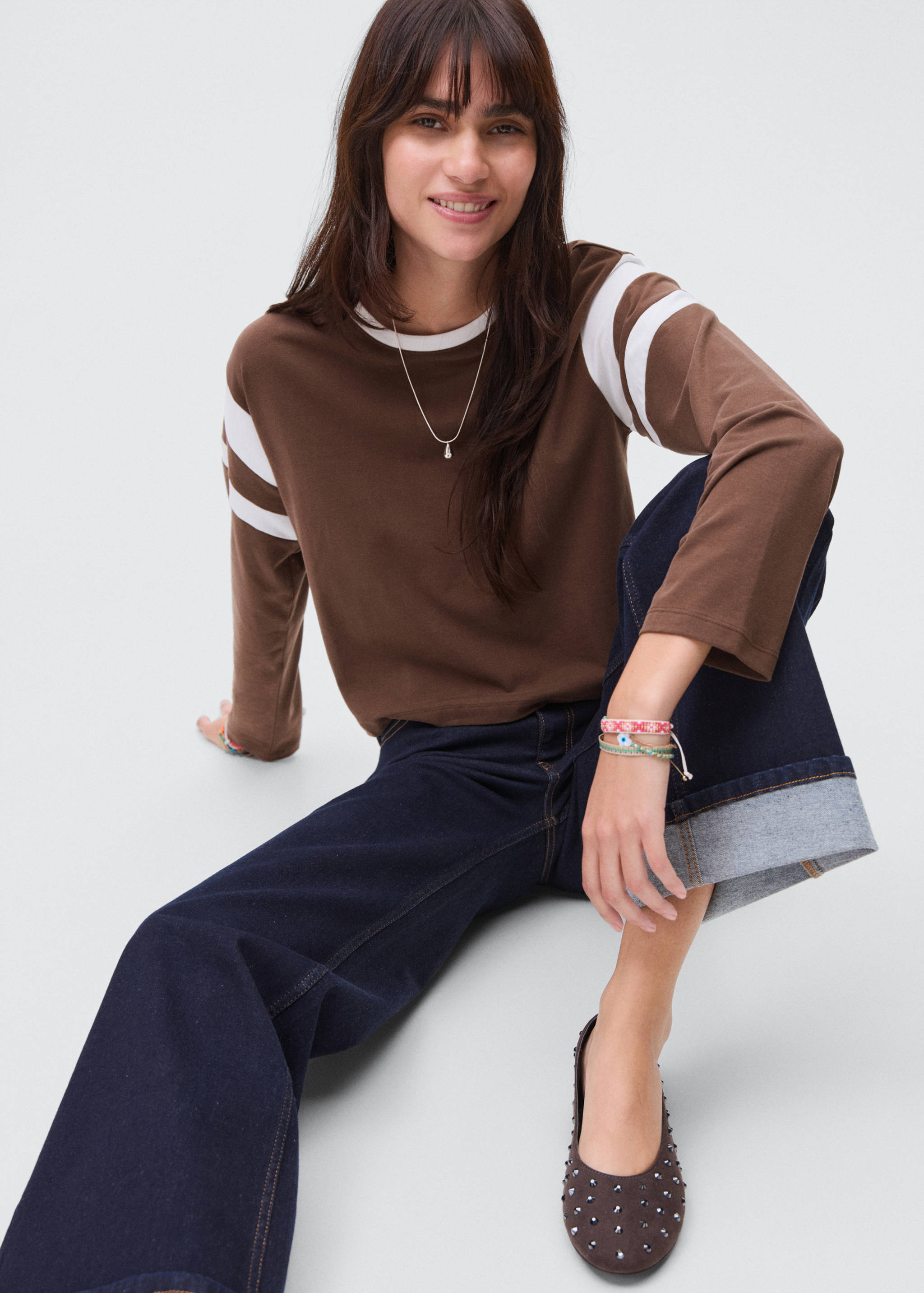 Contrasting collar cotton t-shirt - Details of the article 2