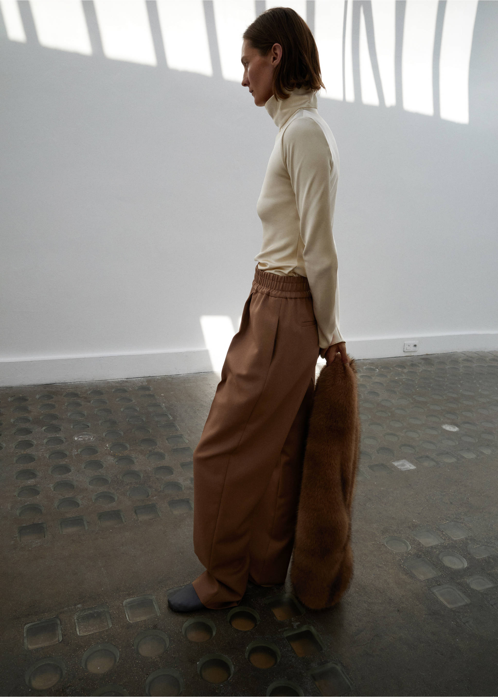 Pantalon 100 % laine taille élastique - Détail de l'article 3, Marron moyen. Ref: 17006365-00.