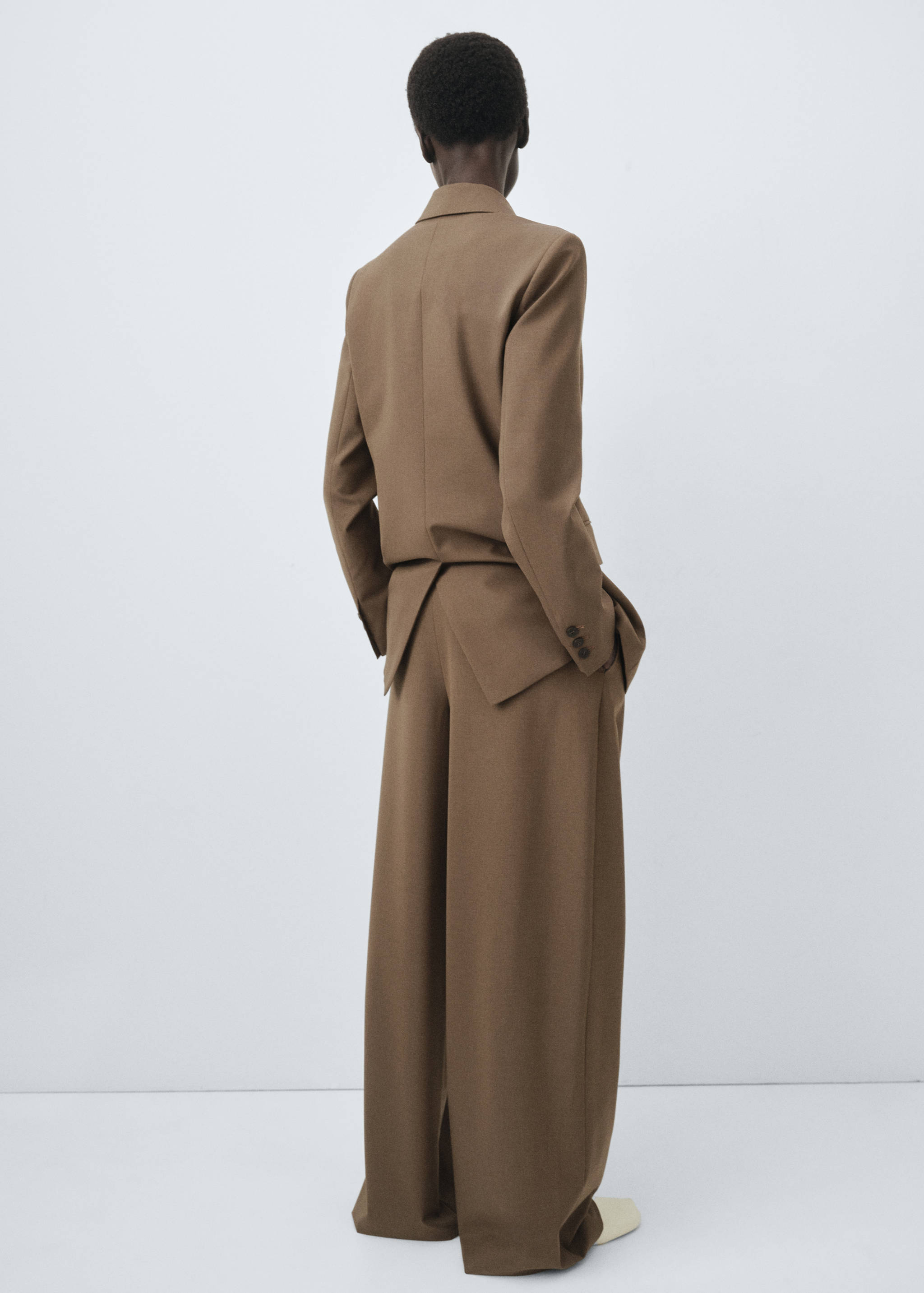 Pleated straight-leg suit trousers - Reverse of the article