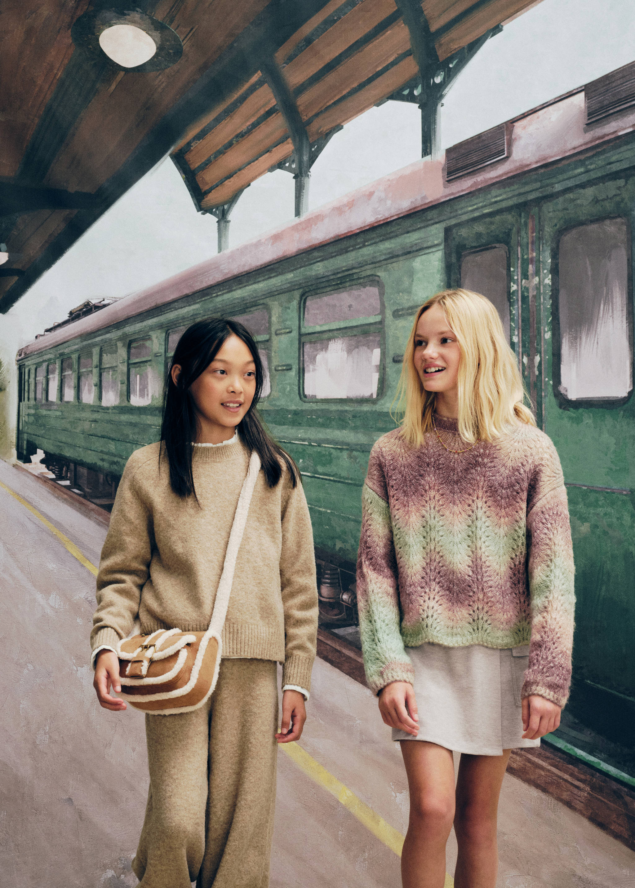 Shearling-effect bag - Details of the article 5