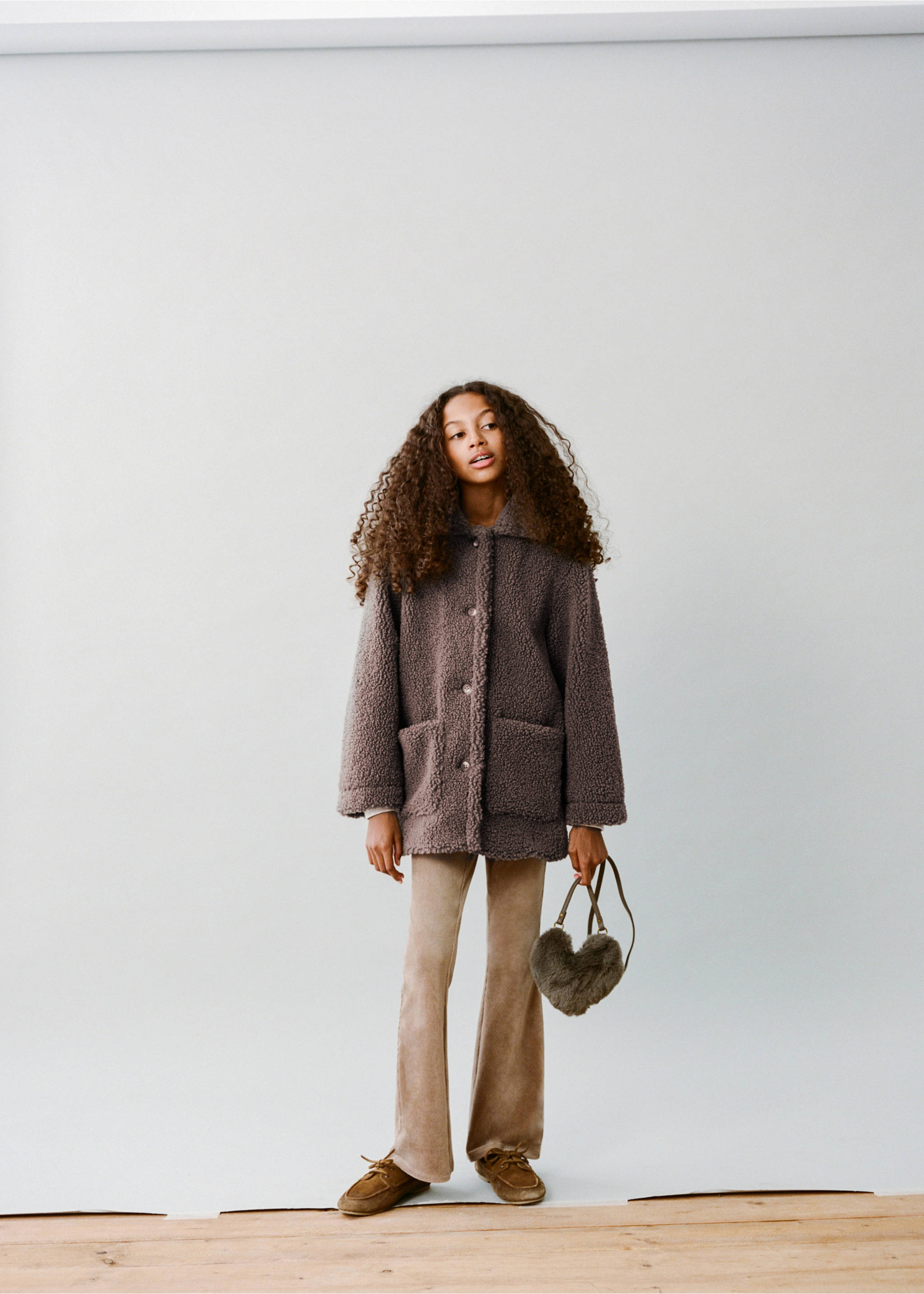 Heart-shaped faux-fur handbag - Details of the article 5, Medium Brown. Ref: 17006745-00.