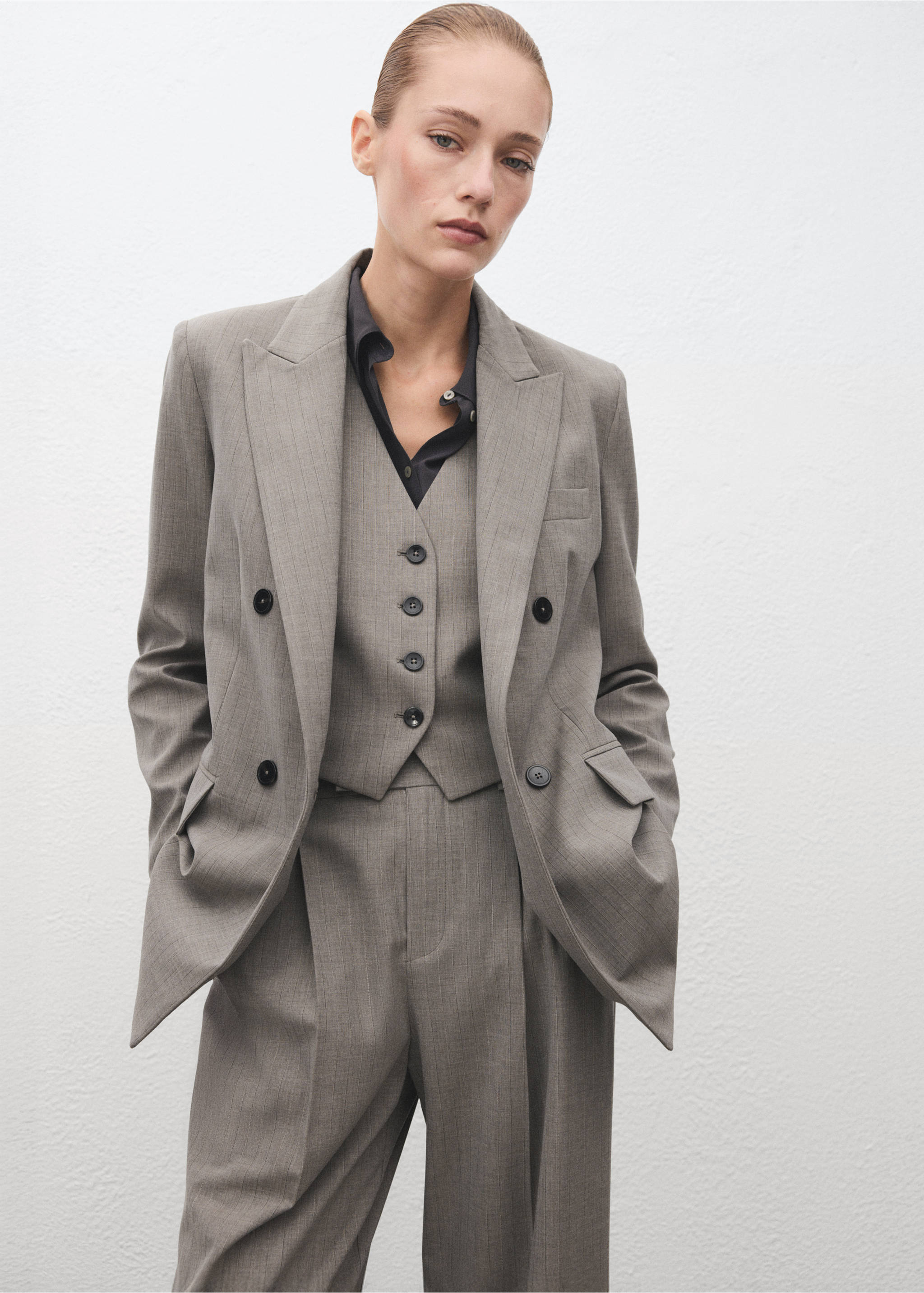Blazer traje mezcla lana doble botonadura - Plano general, Gris. Ref: 17007142-00.
