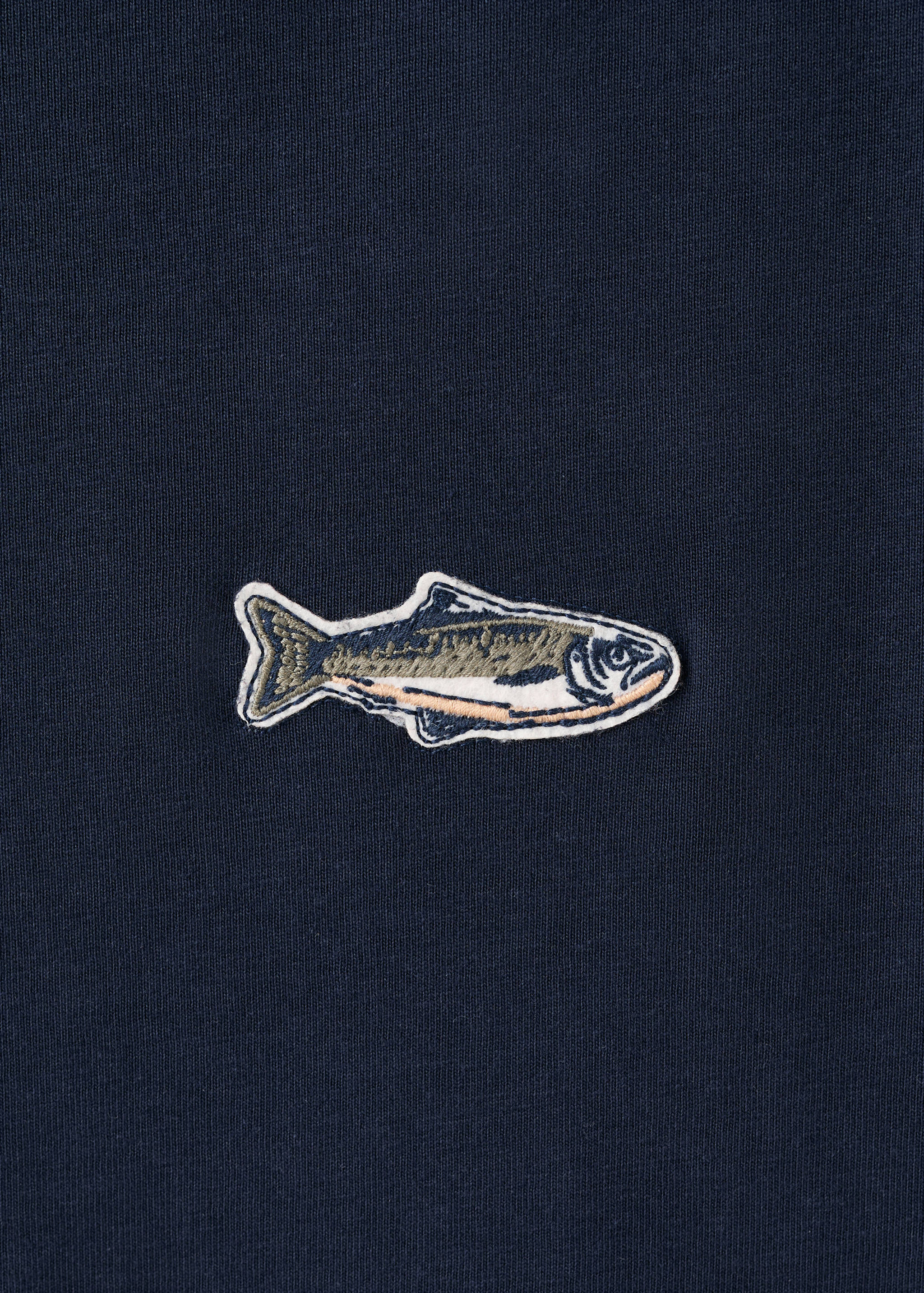 Cotton t-shirt with embroidered fish - Details of the article 0