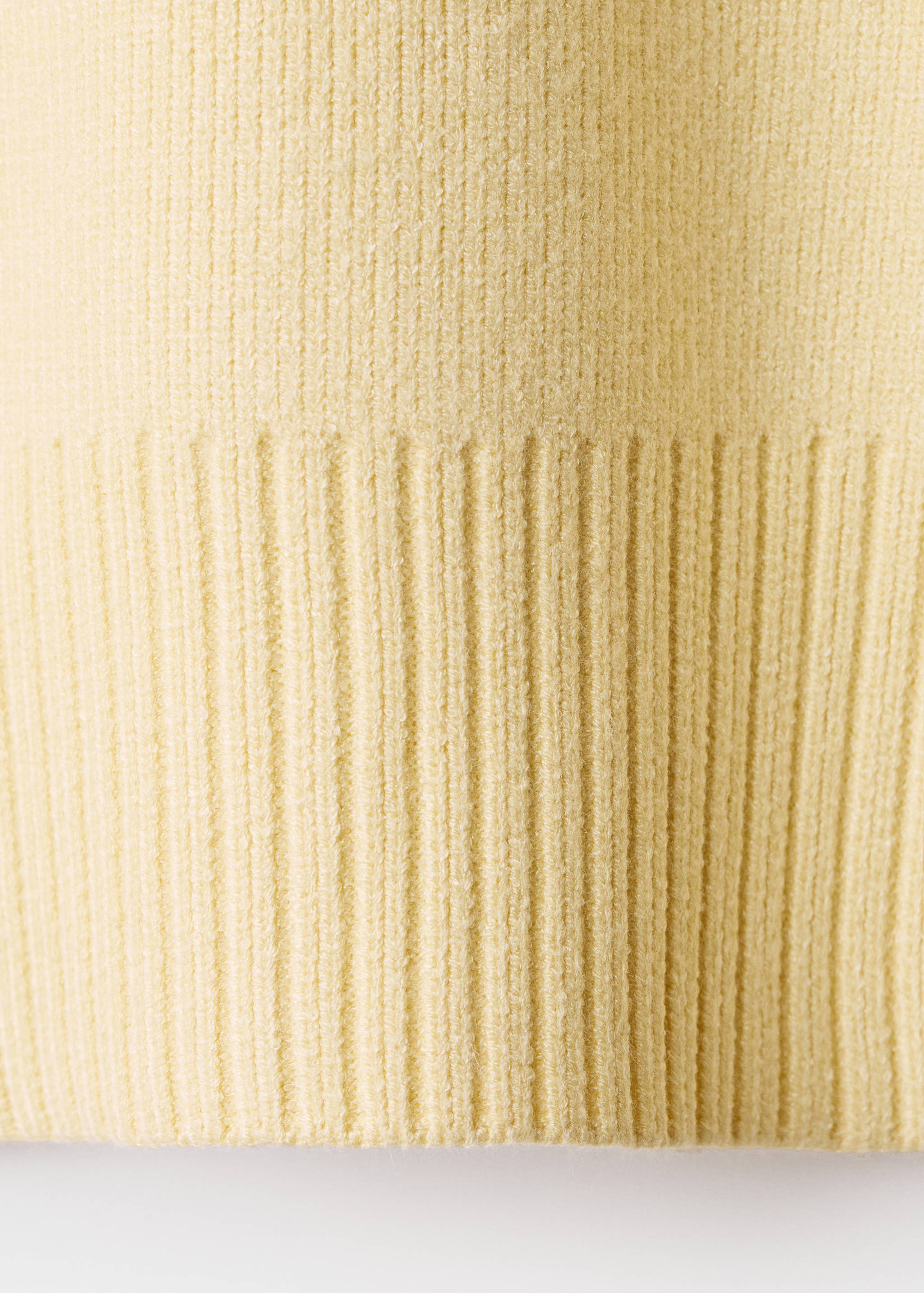 High collar sweater - Details of the article 0