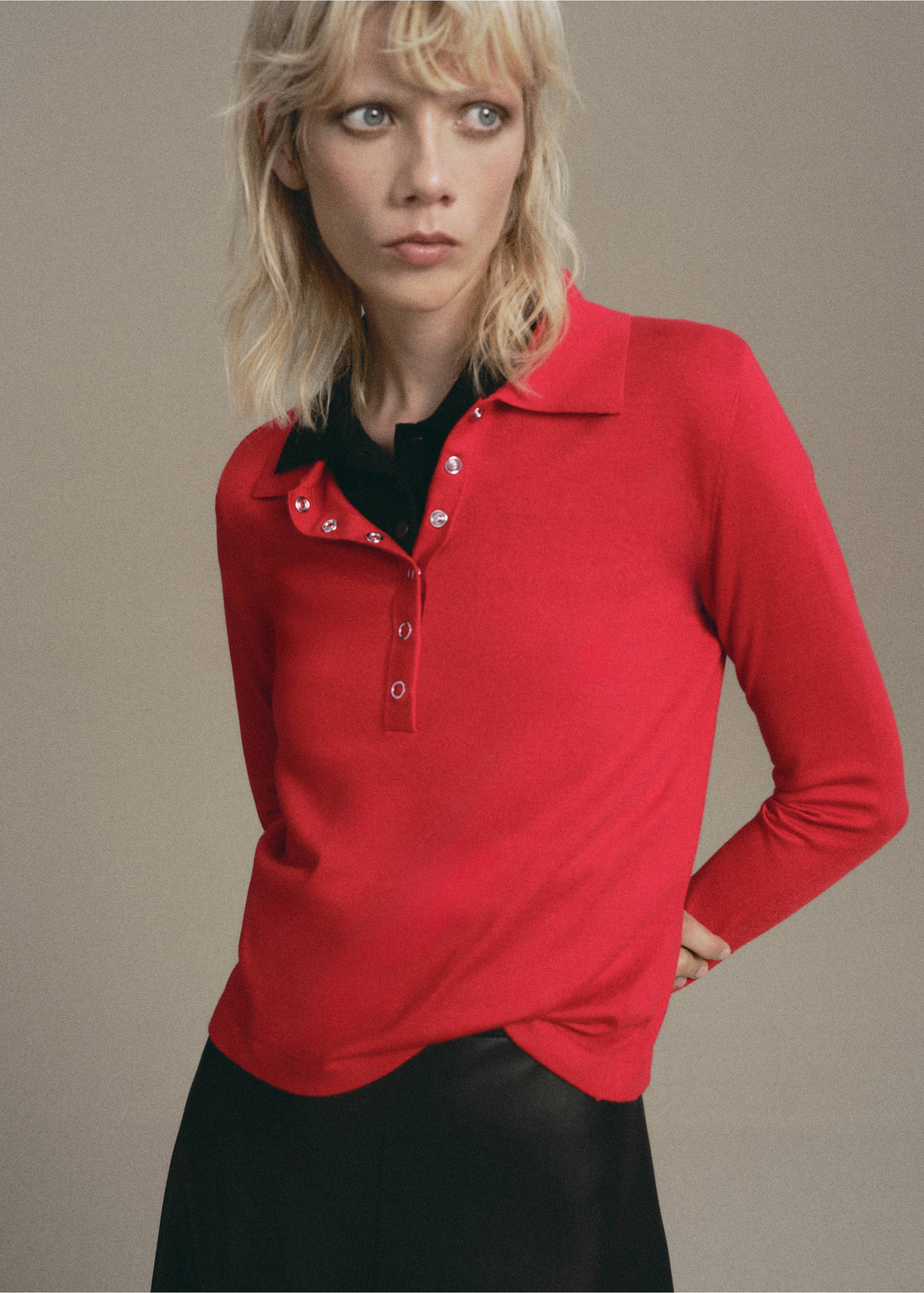 Long-sleeved polo-neck sweater - Medium plane, Red. Ref: 17007800-00.