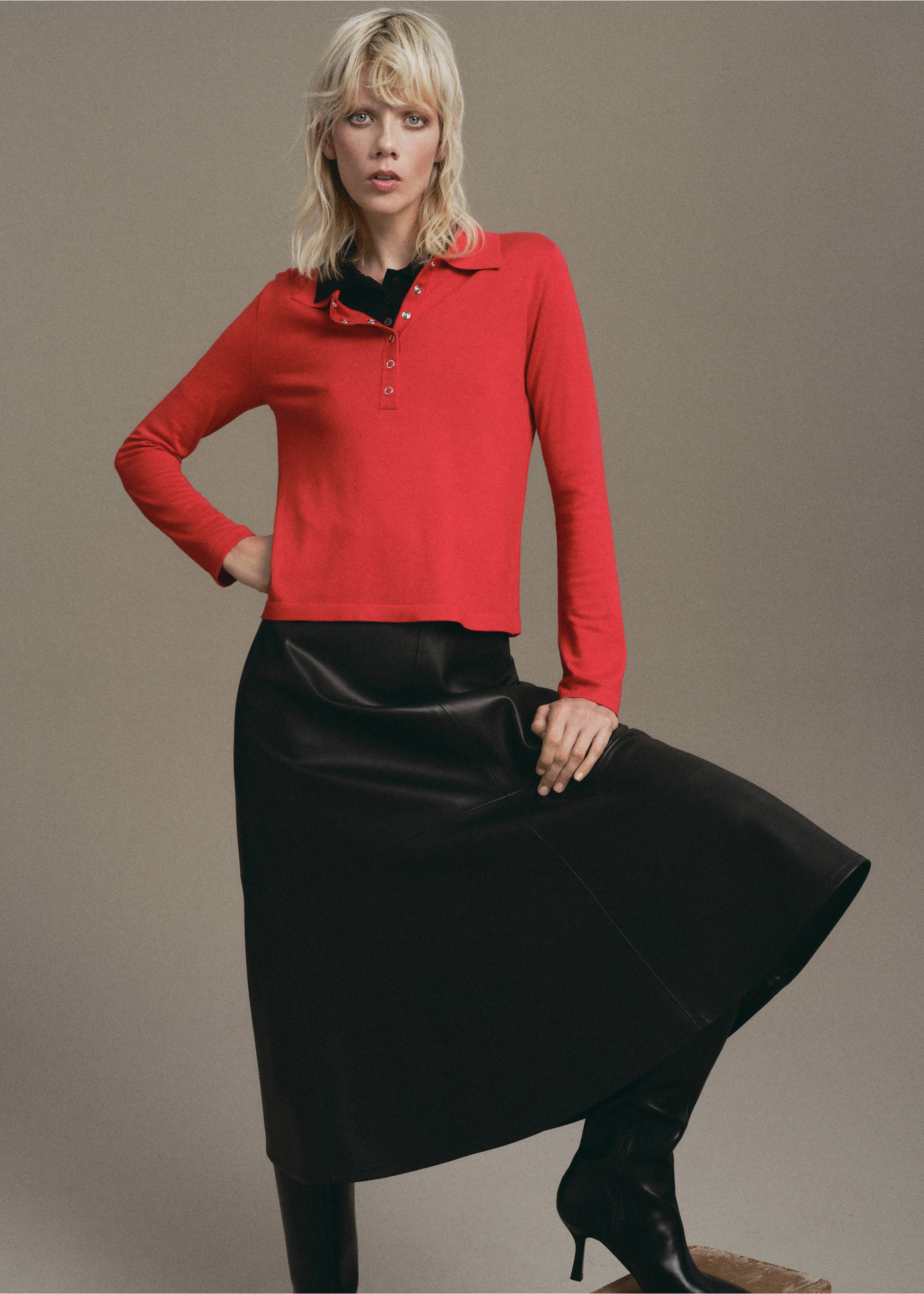 Long-sleeved polo-neck sweater - Details of the article 1, Red. Ref: 17007800-00.