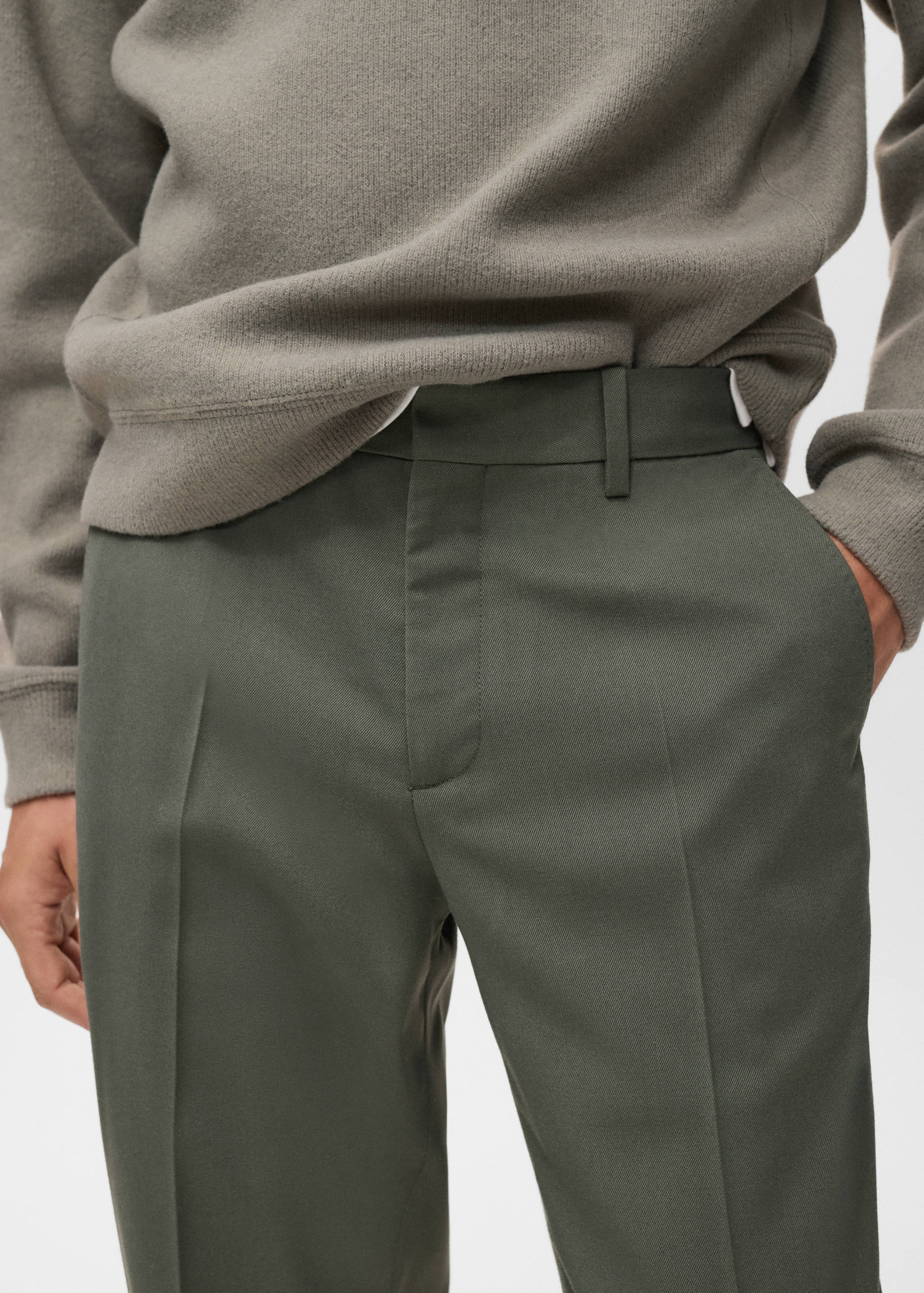 Fluid regular-fit trousers - Details of the article 1