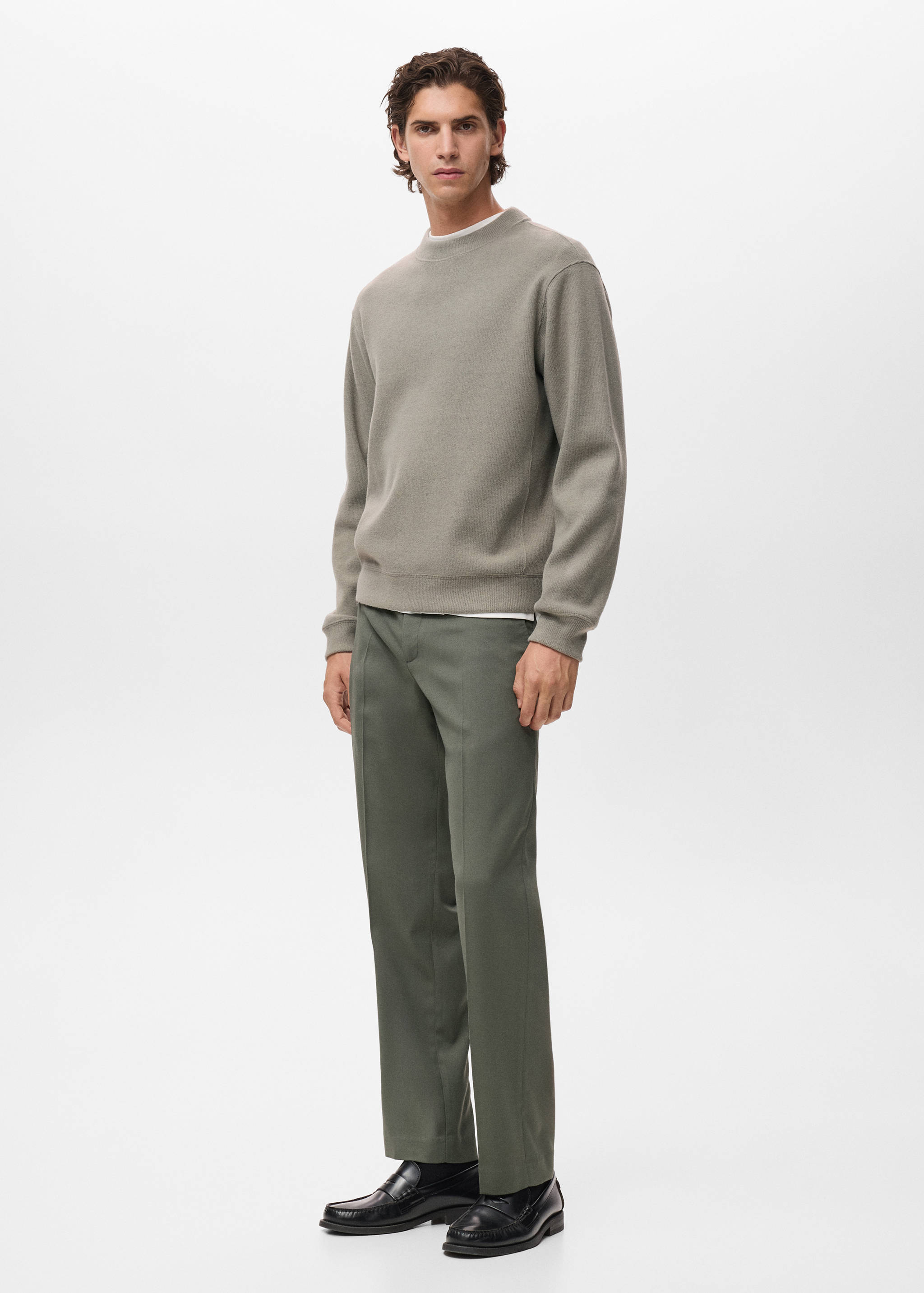 Fluid regular-fit trousers - Details of the article 2