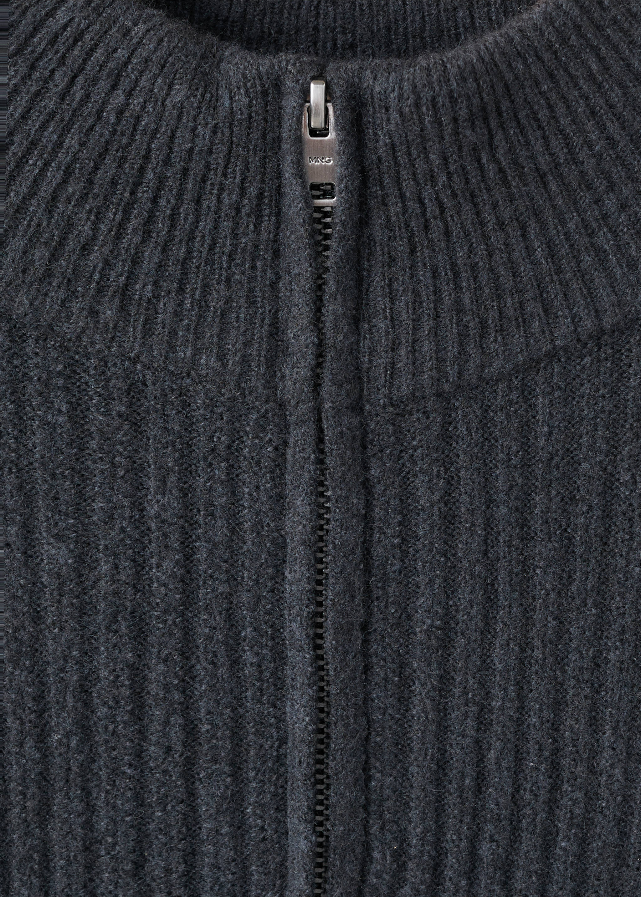 Ribbed sweater with zip neck - Details of the article 8, Indigo Blue. Ref: 17007899-00.