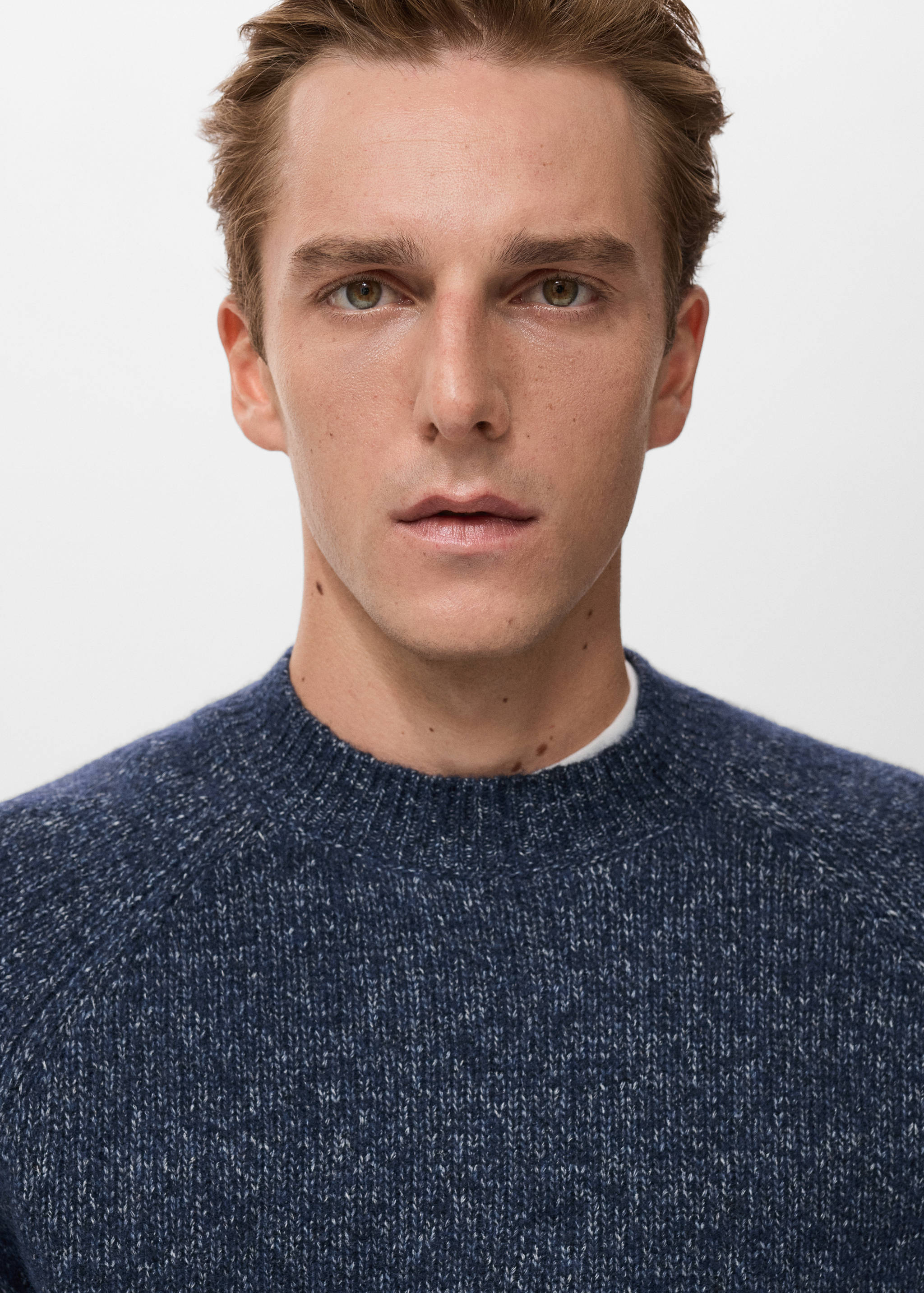 Fine-knit wool-blend sweater - Details of the article 1