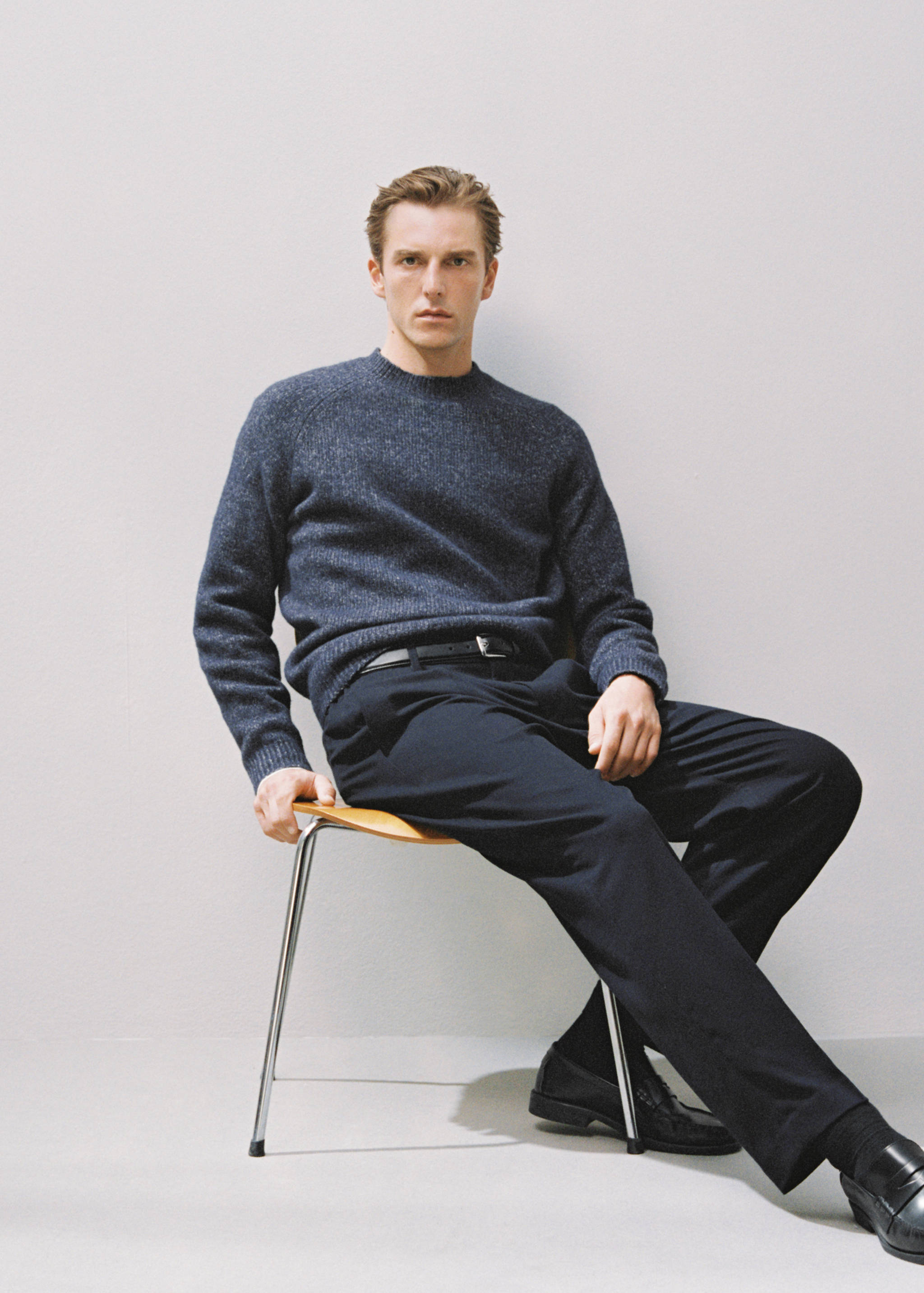 Fine-knit wool-blend sweater - Details of the article 3