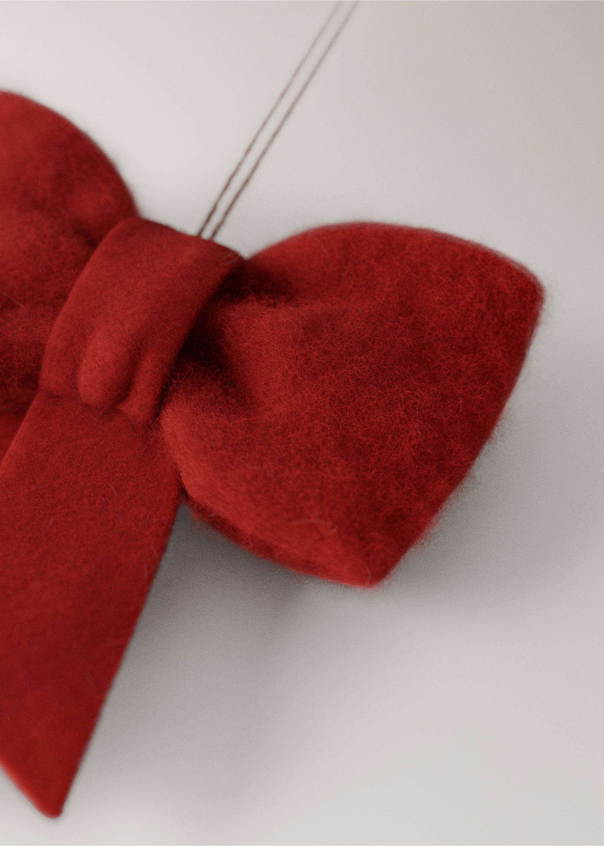 Felt bow decorations - Details of the article 2, Red. Ref: 17008296-00.