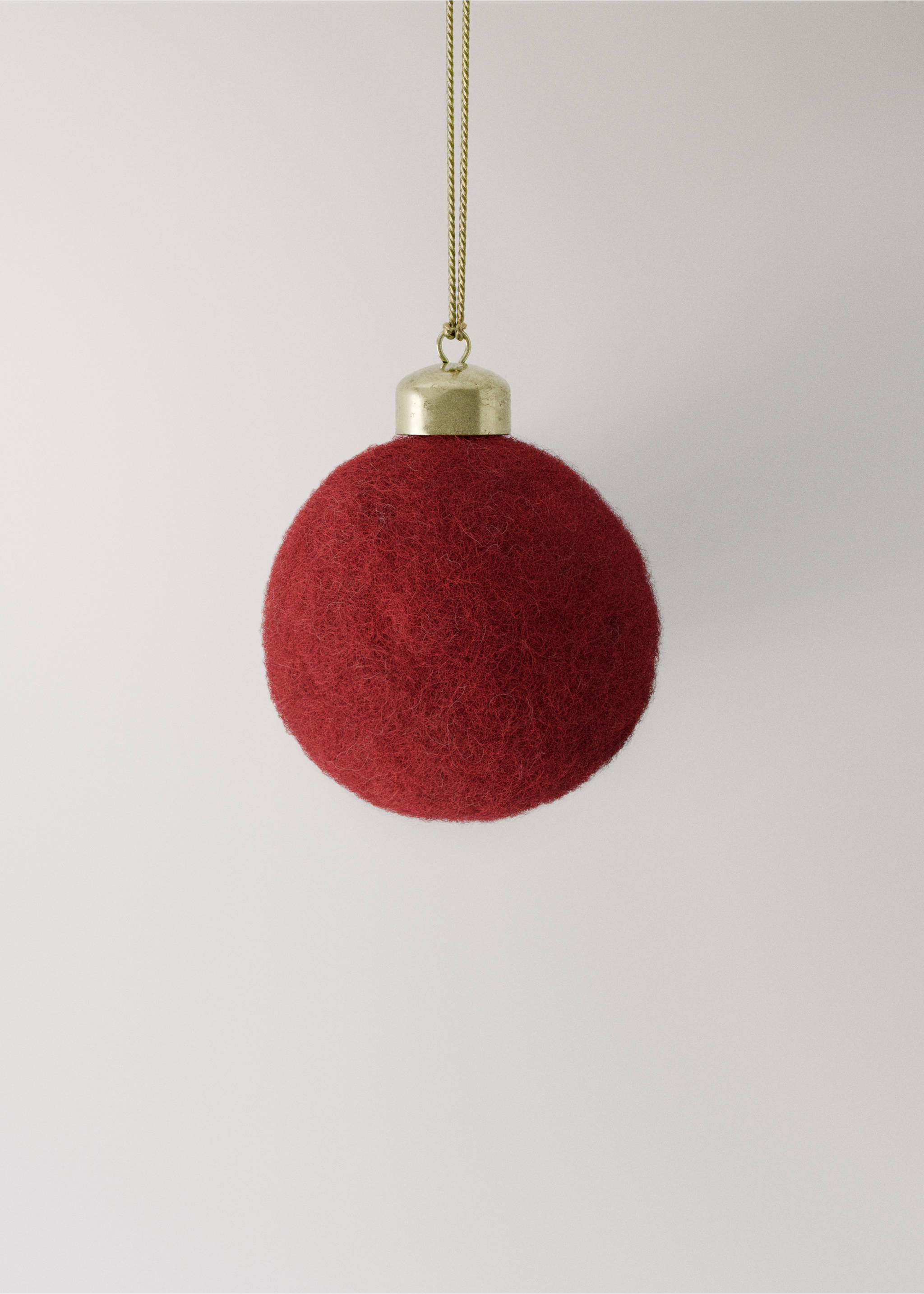 Felt bauble tree decorations - Details of the article 1, Red. Ref: 17008298-00.
