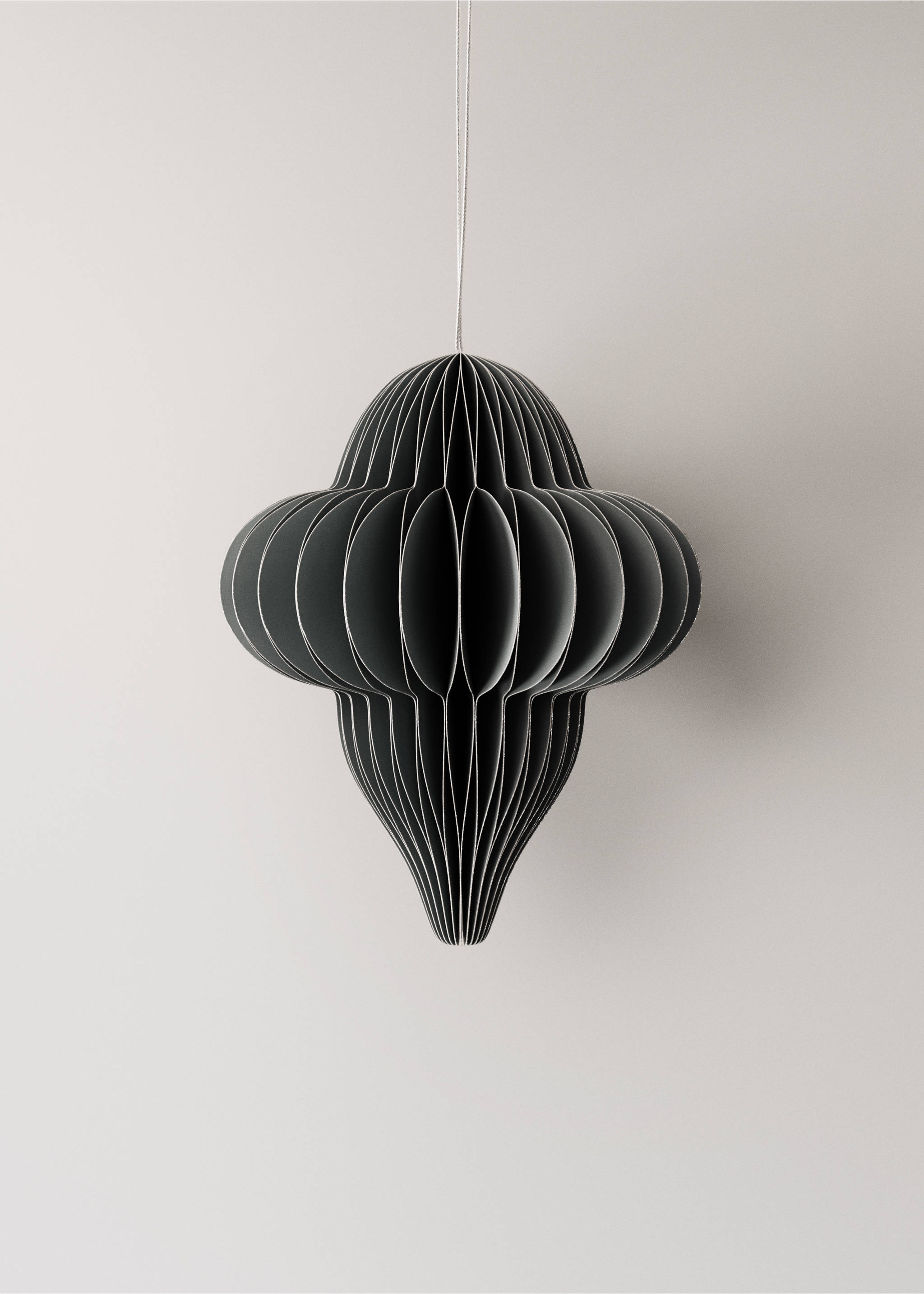 Medium paper tree decorations - Details of the article 1, Grey. Ref: 17008309-00.