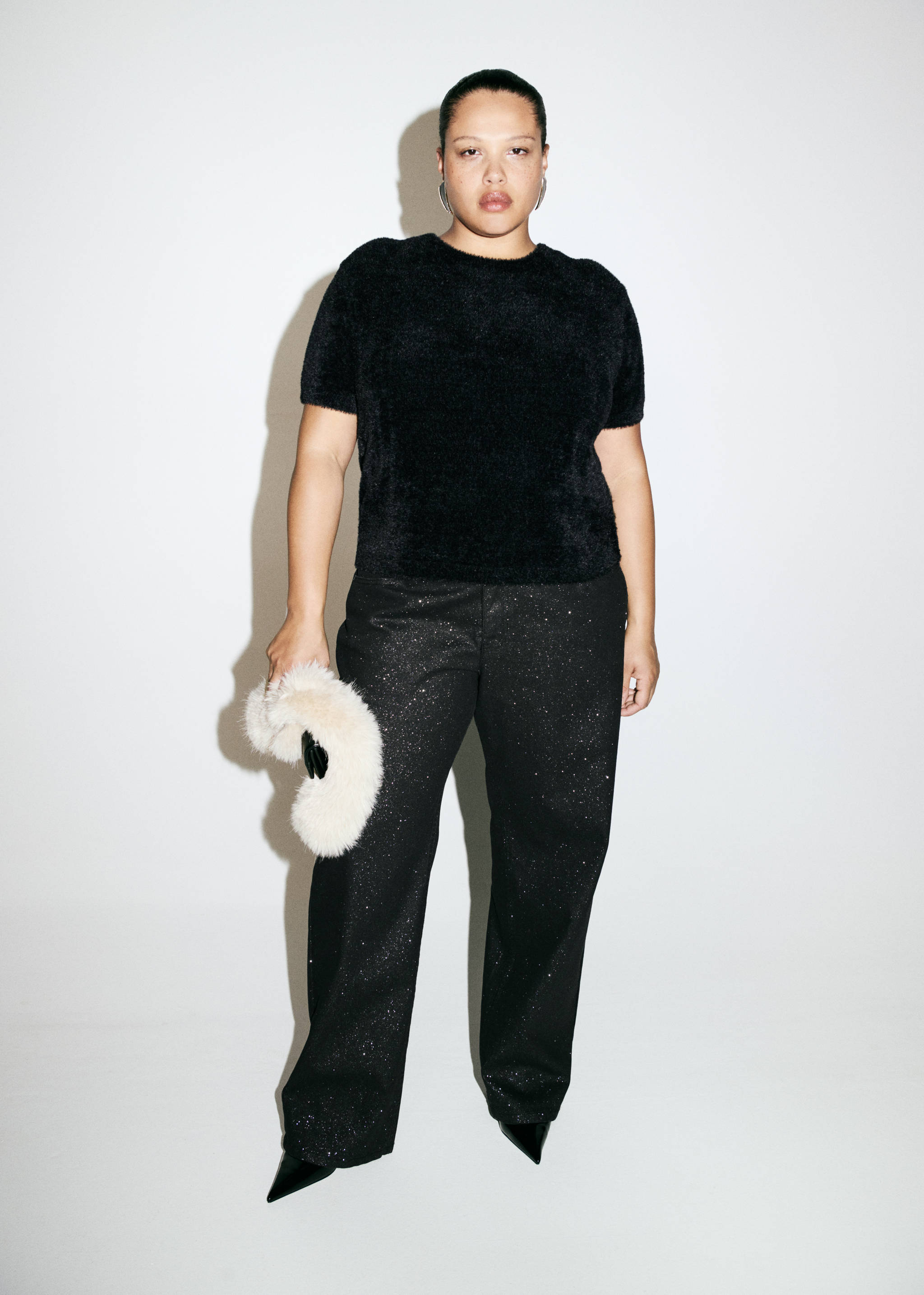 Faux-fur sweater - Details of the article 7