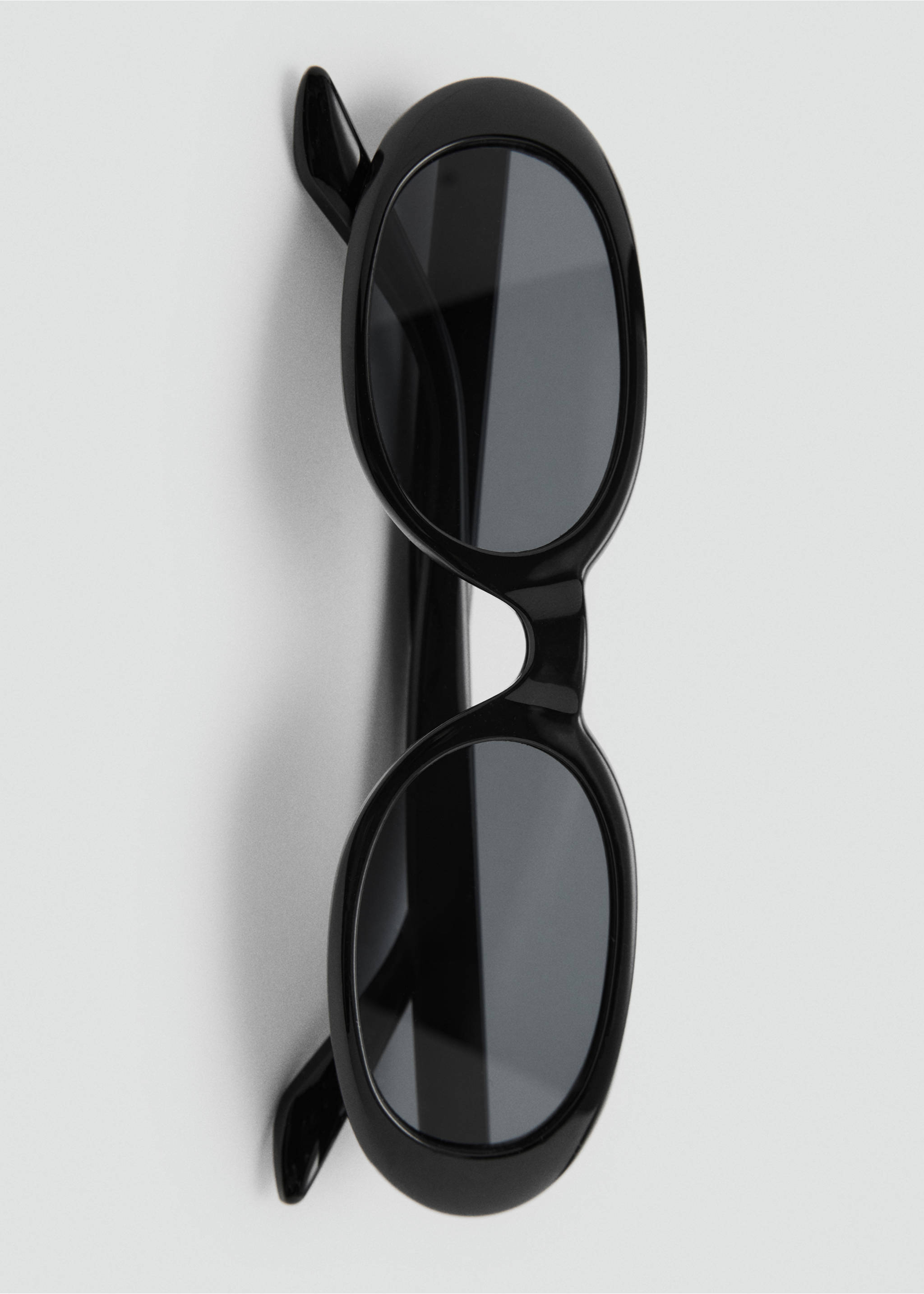 Oval-frame sunglasses - Details of the article 2, Black. Ref: 17011128-00.
