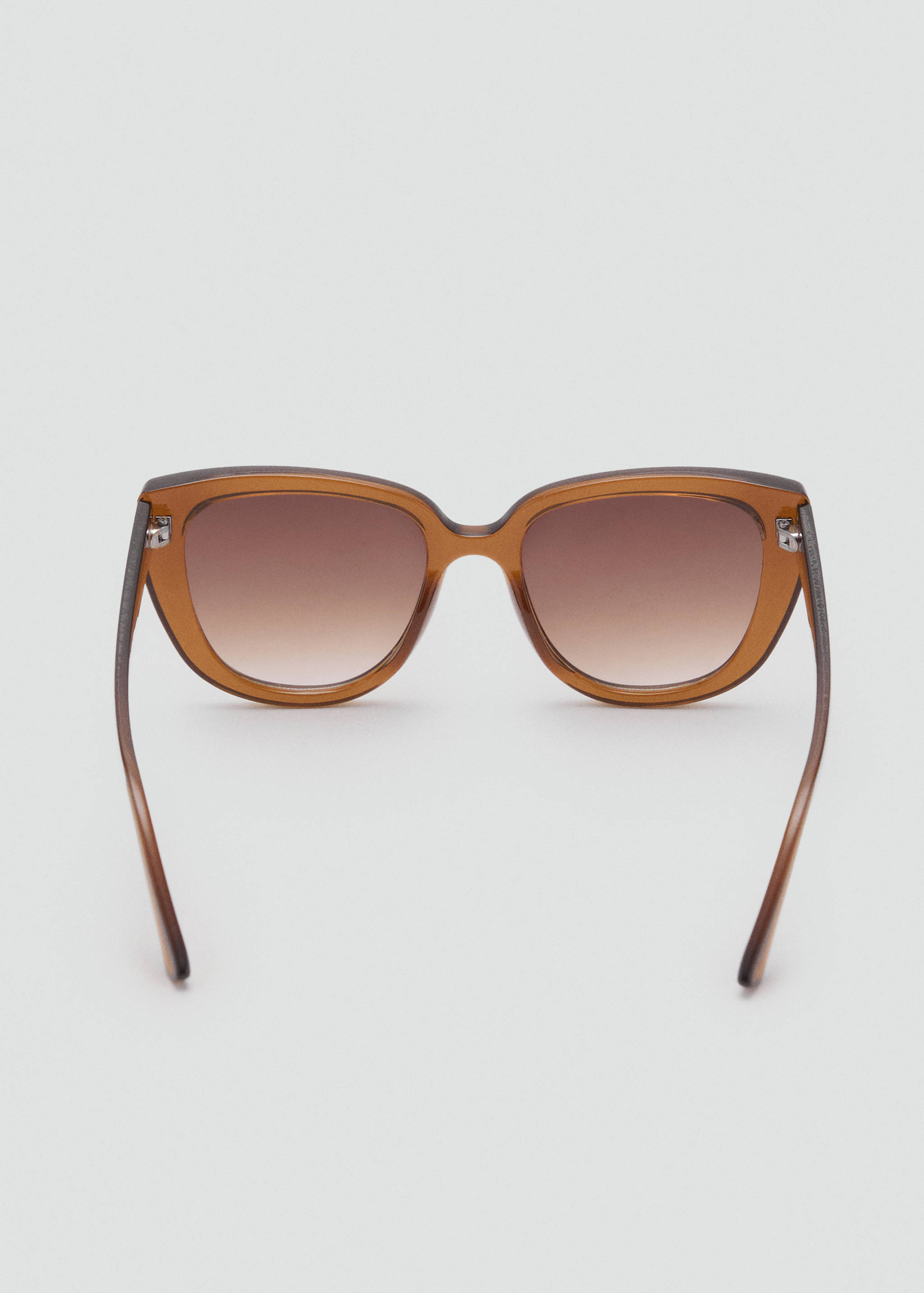 Resin frame sunglasses - Details of the article 1
