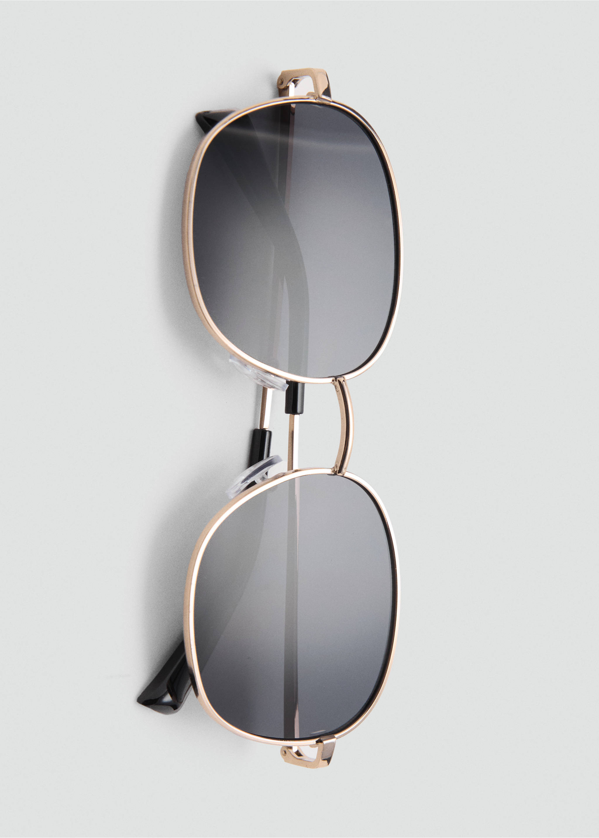 Metallic frame sunglasses - Details of the article 2, Gold. Ref: 17011131-00.