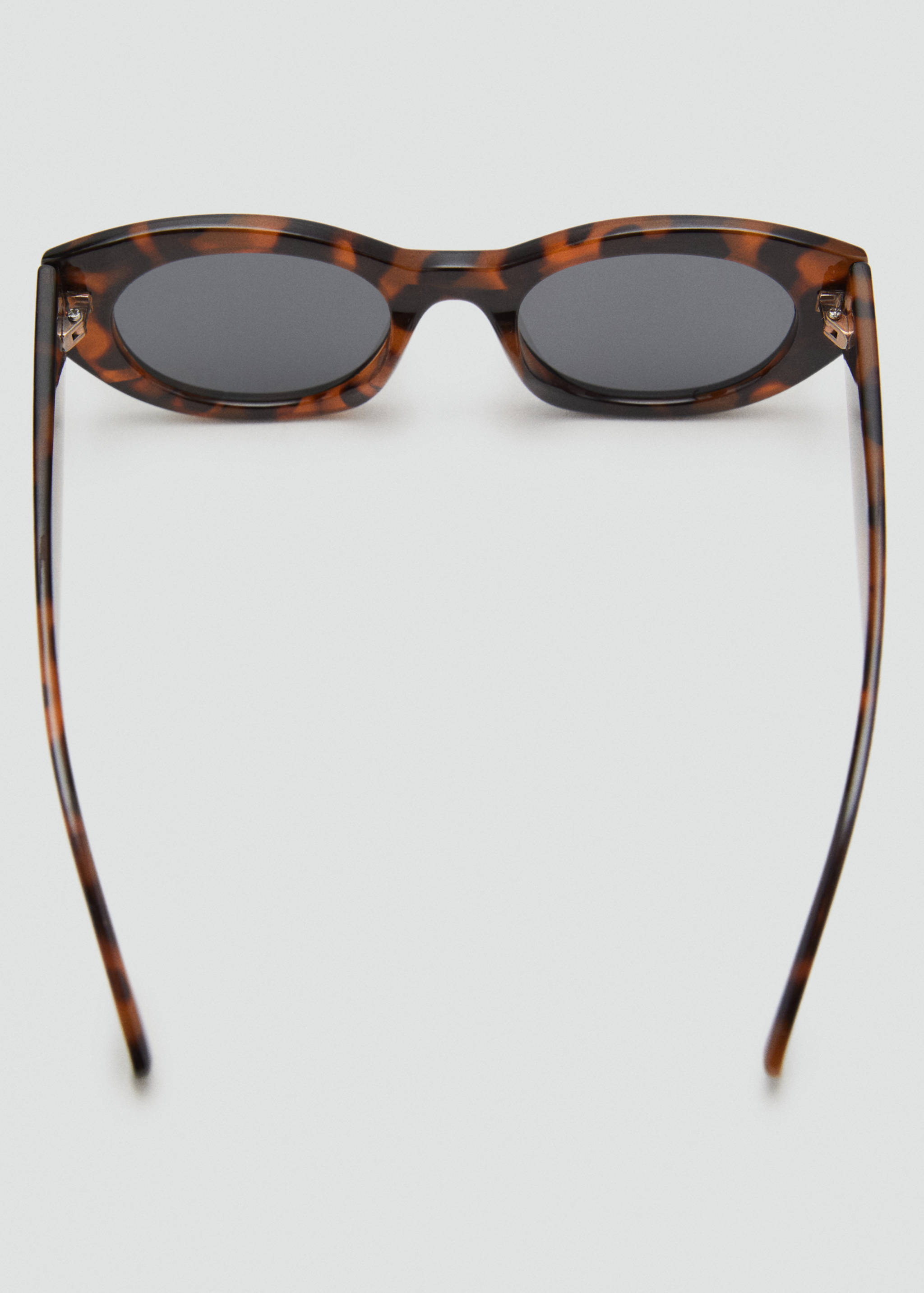 Resin frame sunglasses - Details of the article 1