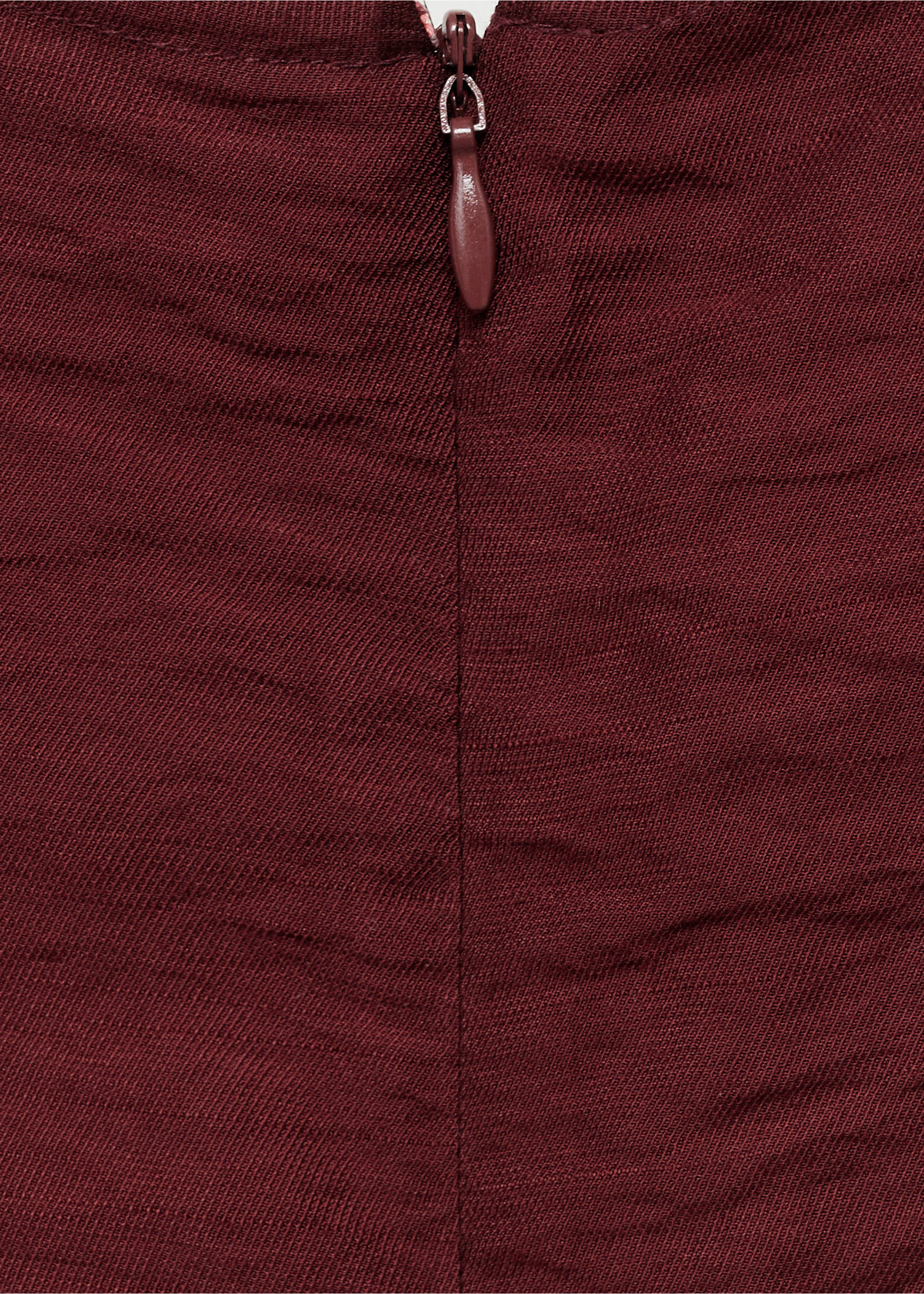 Midi-dress with cut-out - Details of the article 0, Maroon. Ref: 17011166-00.